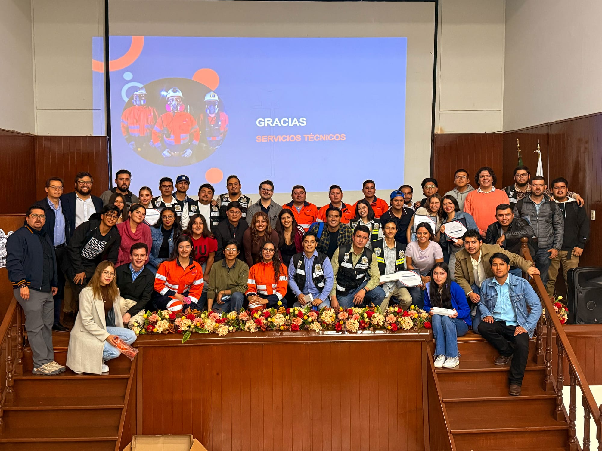Aura Aranzazu impulsa la innovación universitaria con el  1er Concurso de Diseño de Concreto Sustentable