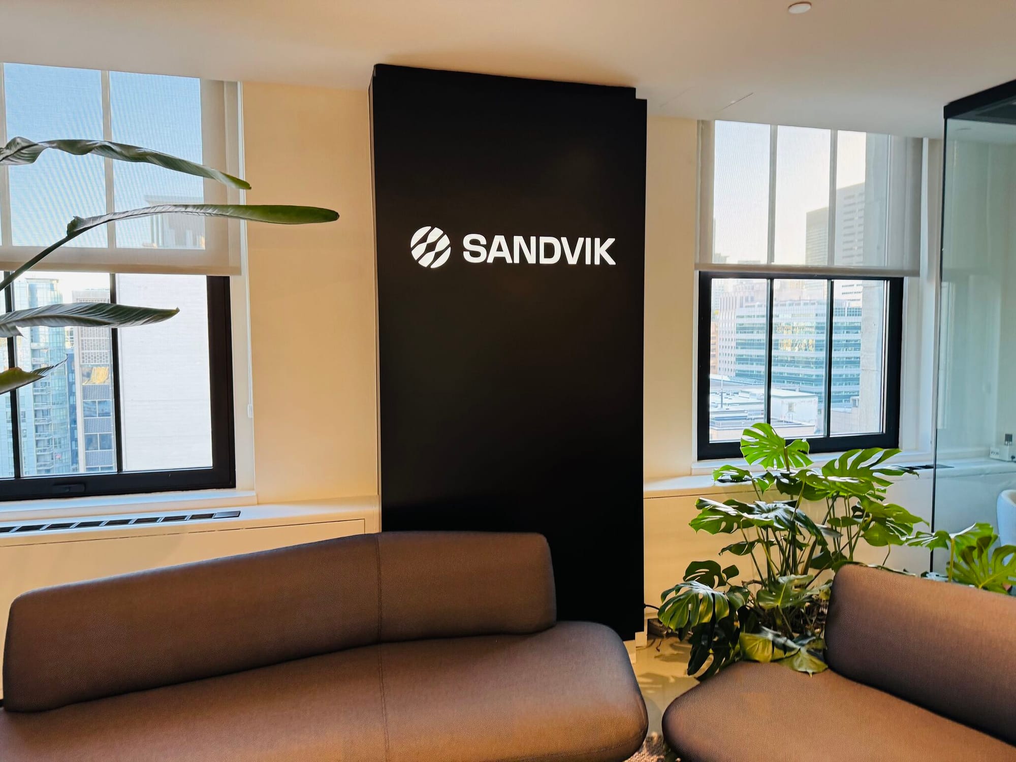 Sistemas digitales Sandvik impulsan la seguridad minera en prevención de colisiones