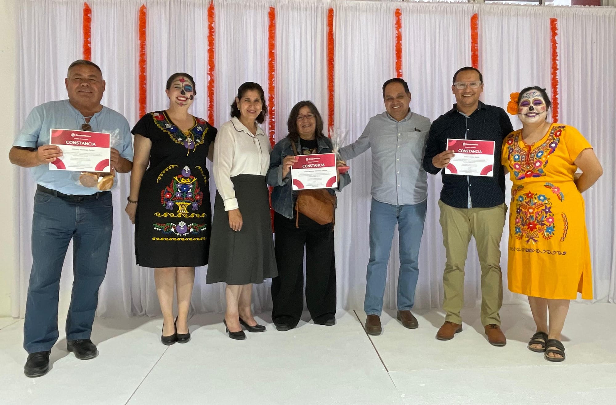 Grupo México celebra la tradición del día de muertos con concurso de calaveritas literarias en Guerrero Negro