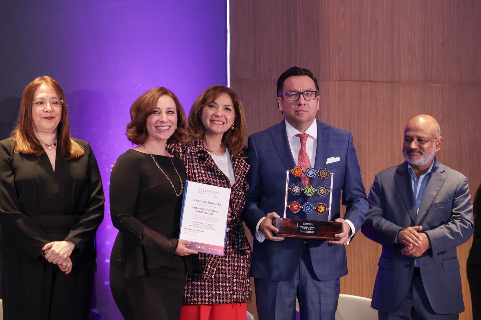 Peñoles, Empresa Excepcional por transformar vidas a través de la educación