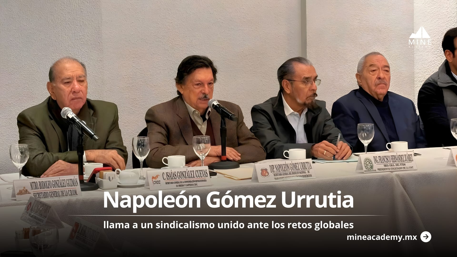 Napoleón Gómez Urrutia llama a un sindicalismo unido ante los retos globales