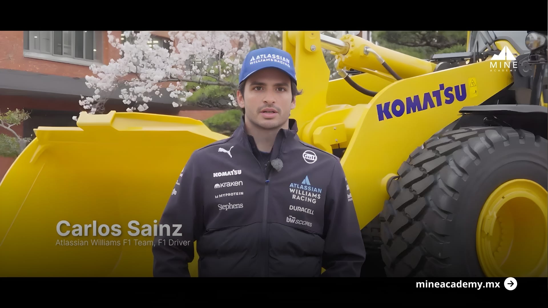 Komatsu fortalece alianza con Atlassian Williams F1 Team en gira global