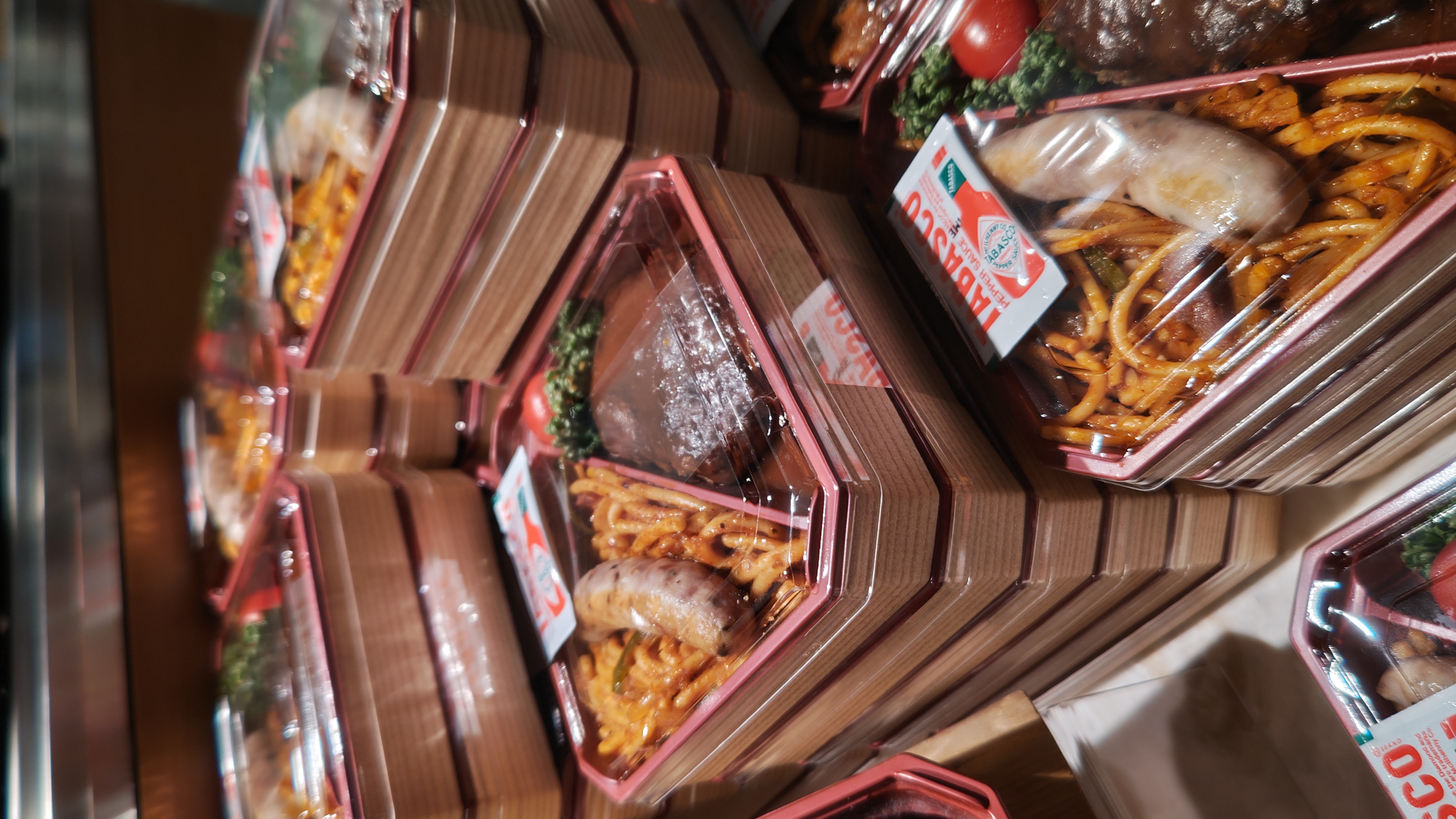 Spaghetti + Sausage, Hamburg Steak in Demi Glace disposable bento meal