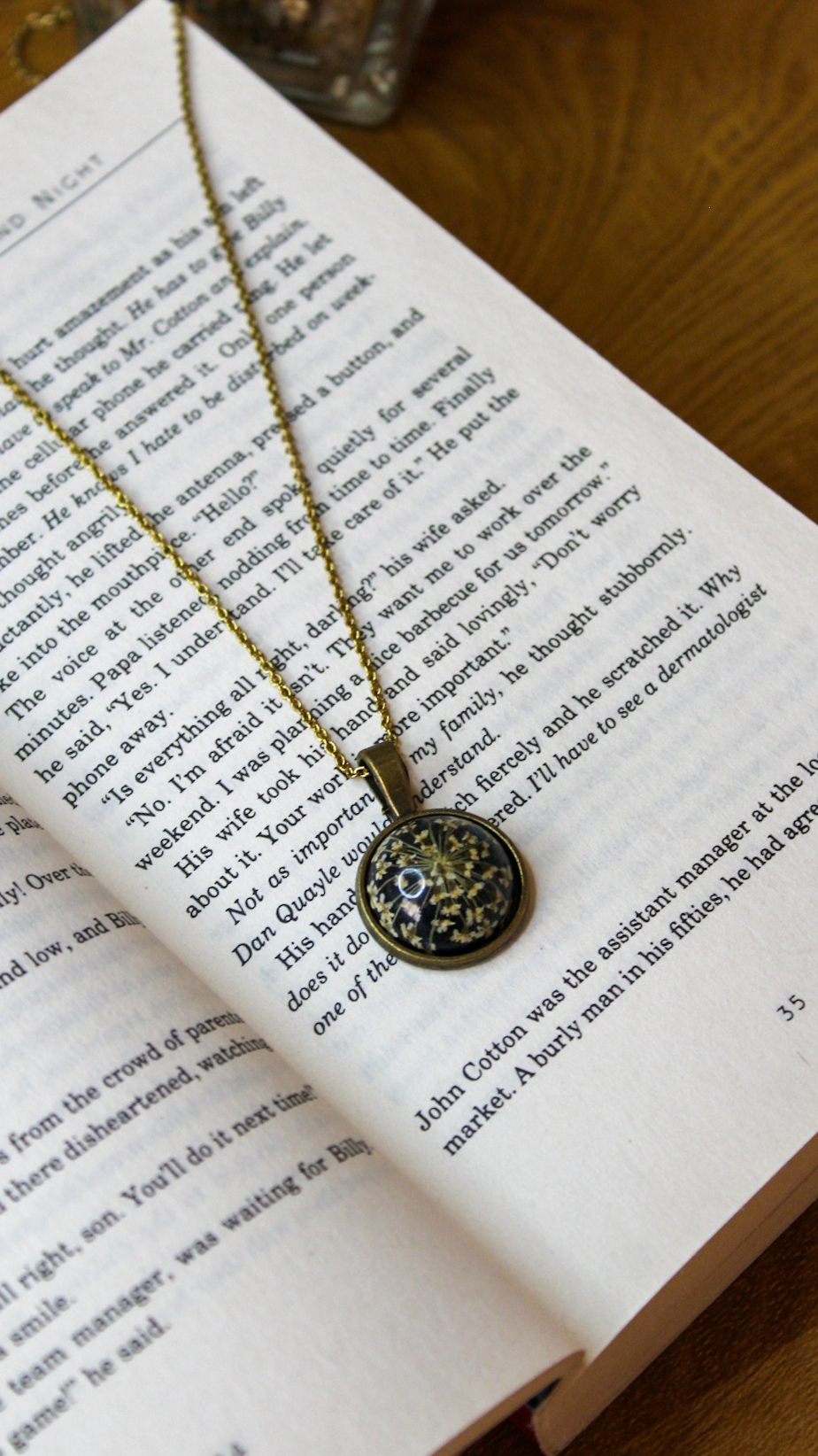 Lacey Dreams Vintage Resin Necklace