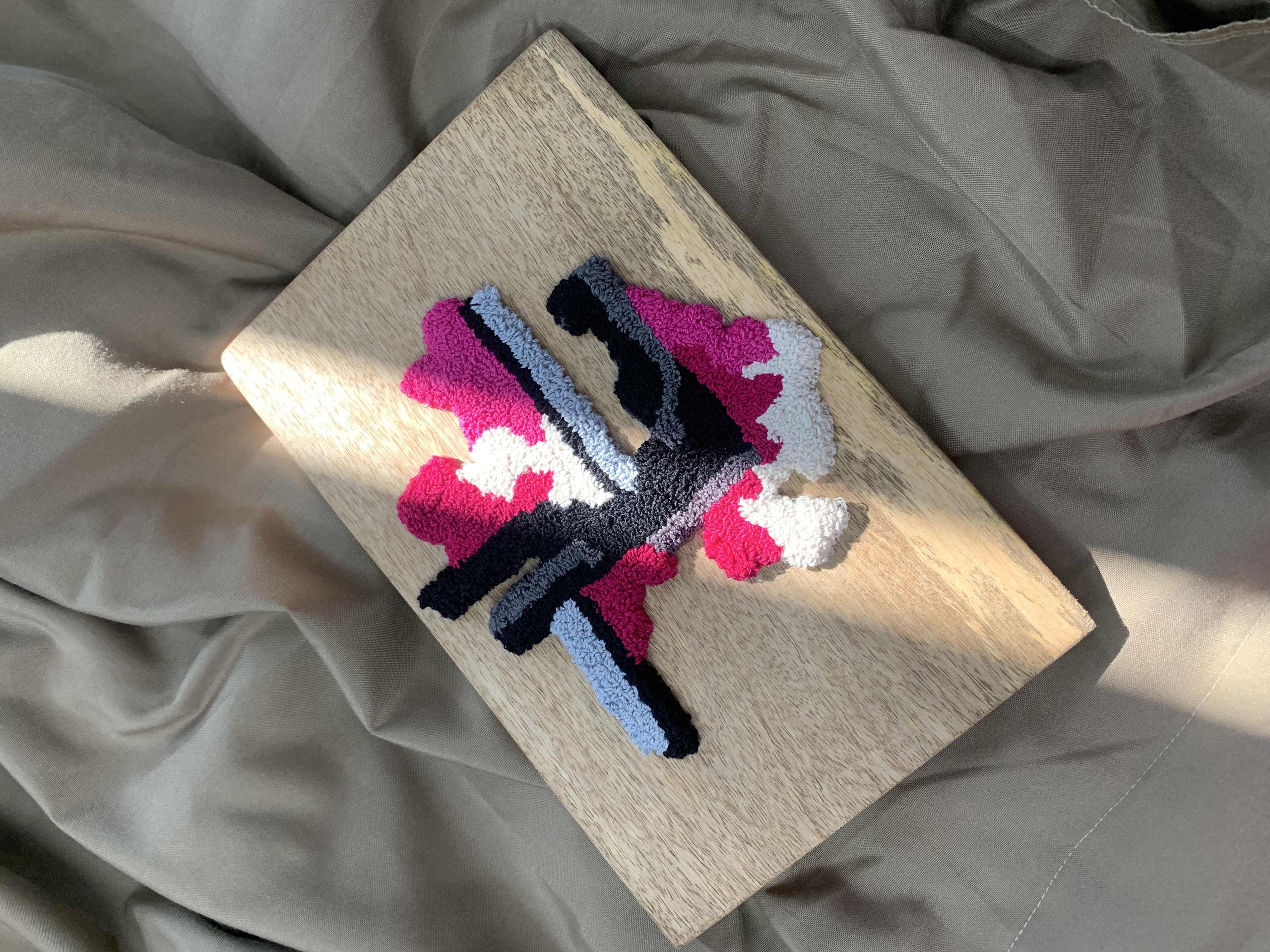 Fuchsia Form on Wood Wall Art thumbnail 4