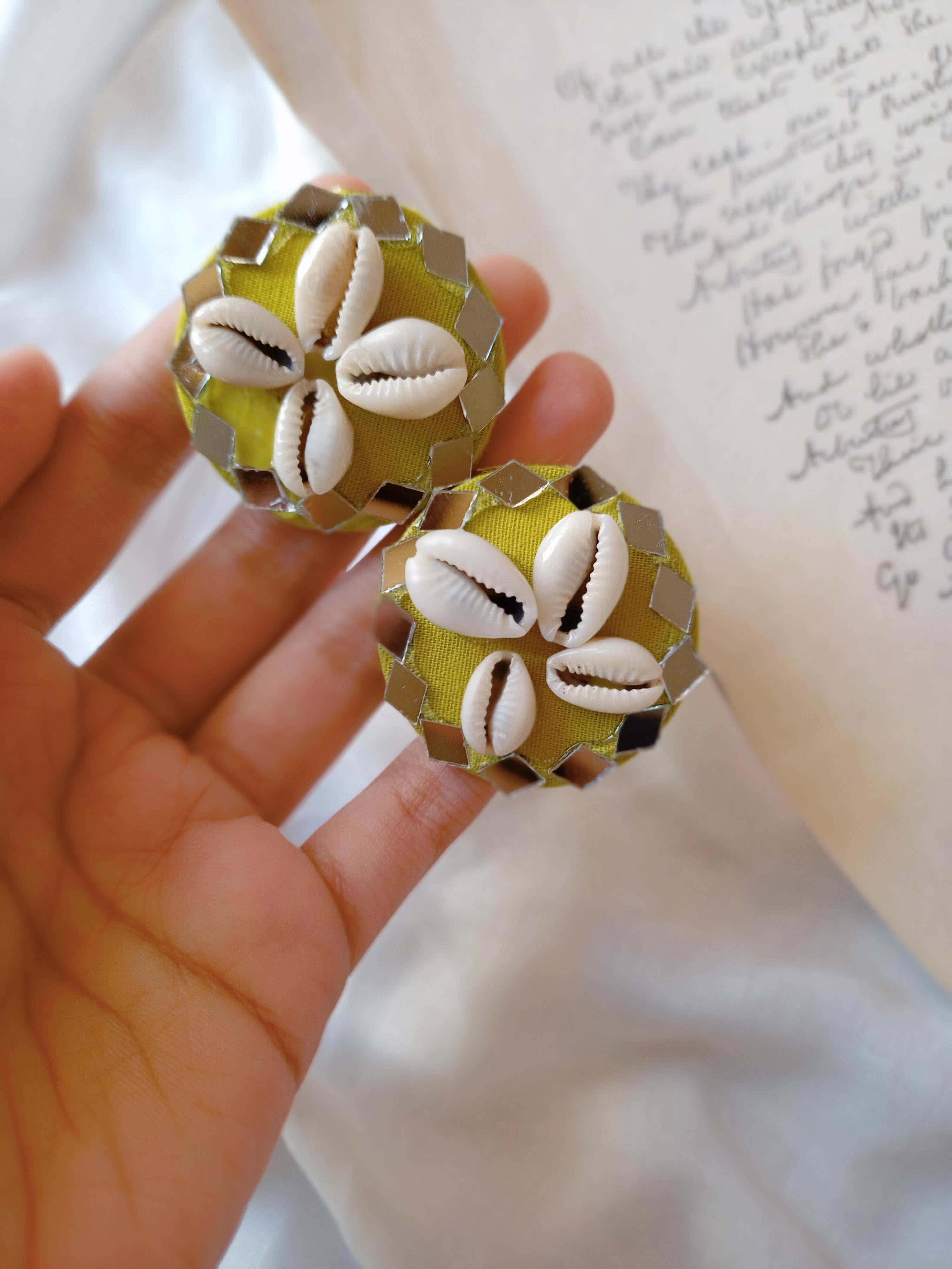  Light Green Kauri Shells Studs Earrings thumbnail 2