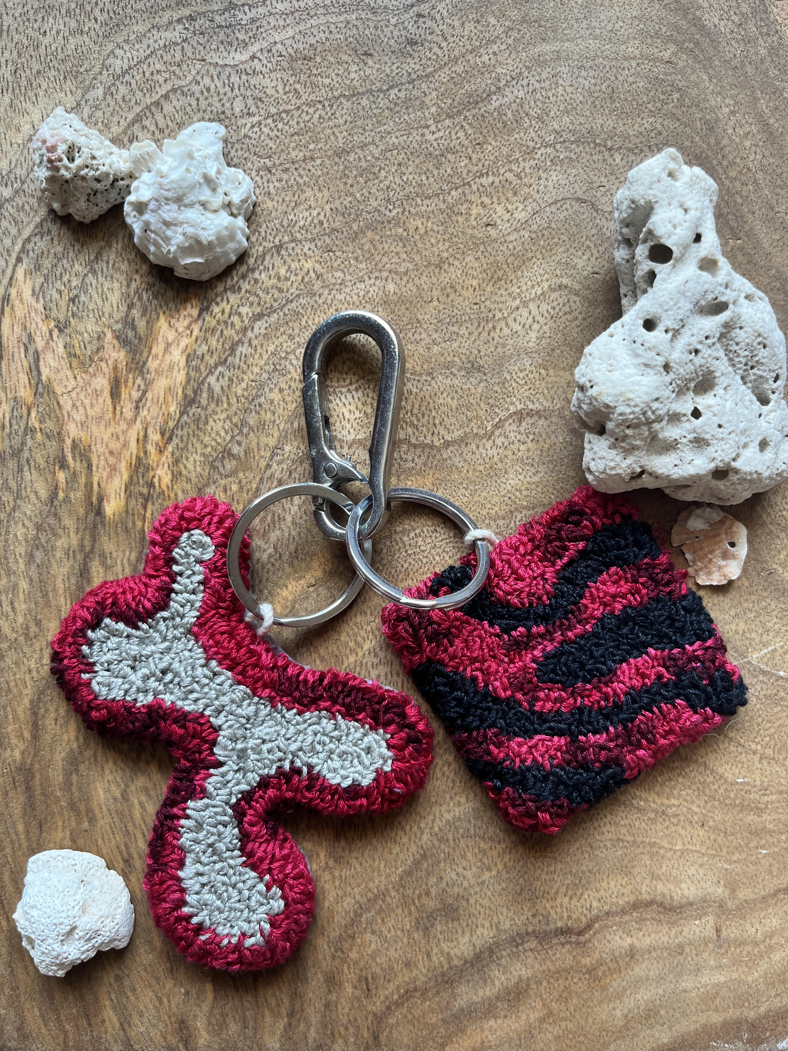 Abstract Square on Amoeba Bag Charm thumbnail 2