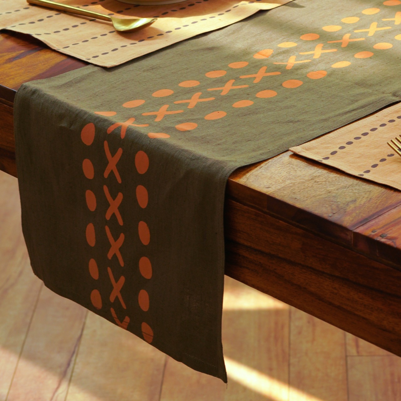 Block Printed Table Runner - Kaincha | Pure Hemp thumbnail 2