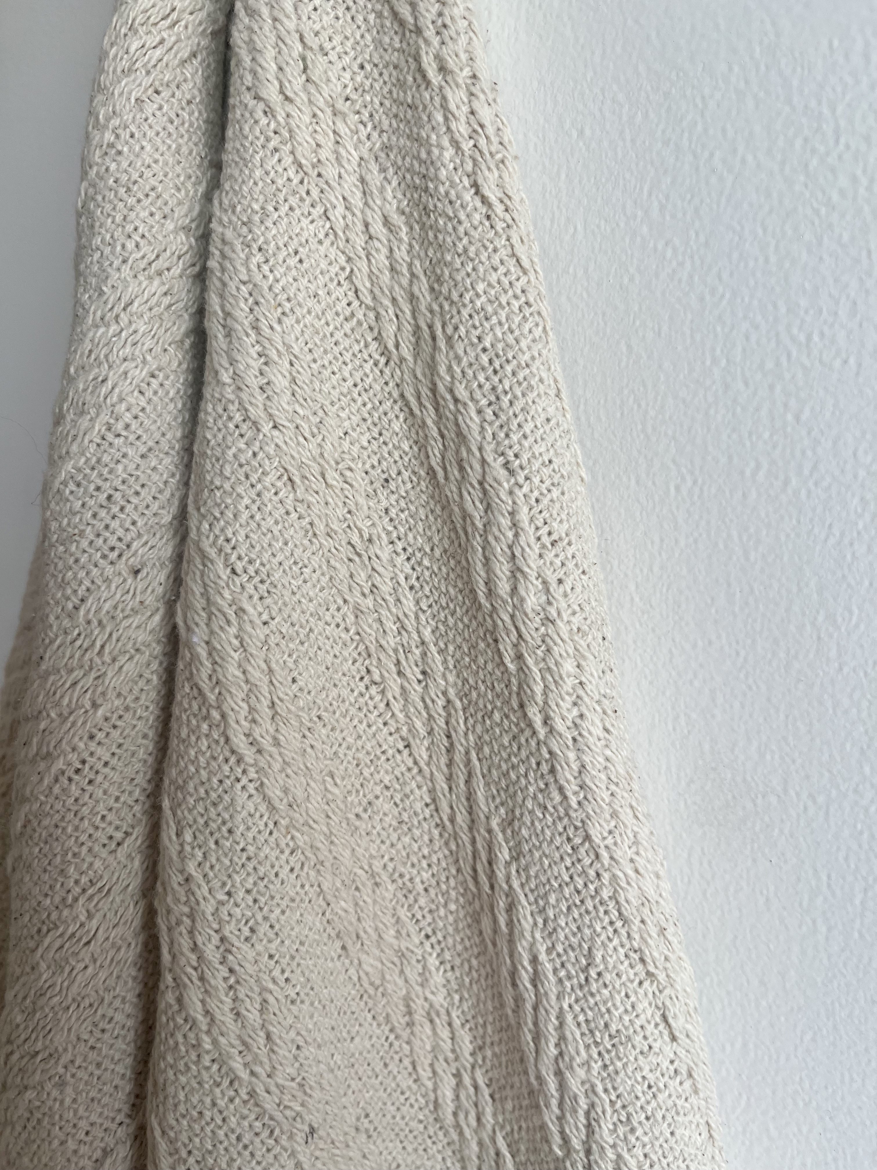 Chalk White Throw thumbnail 4