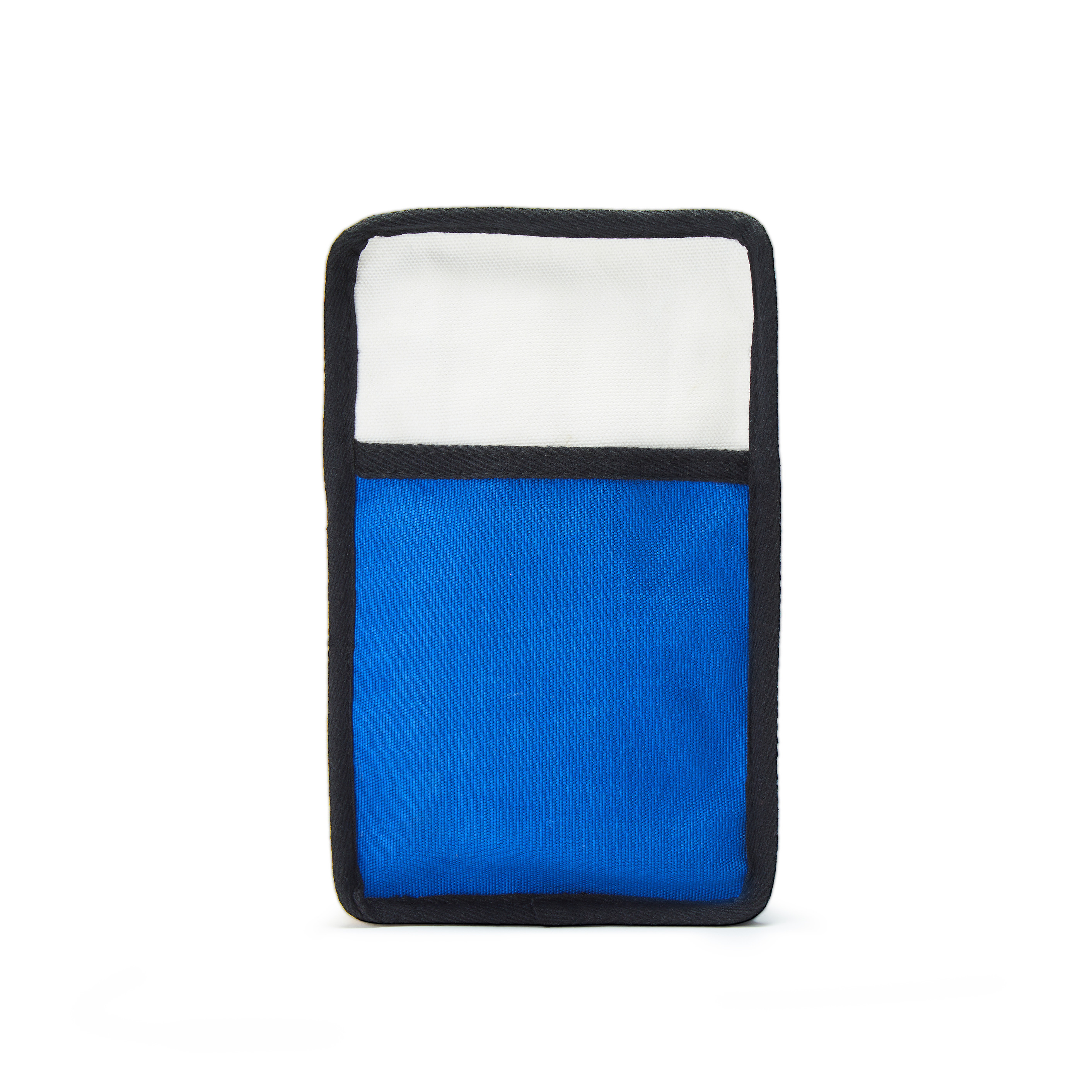Svelt Crossbody Bag thumbnail 4