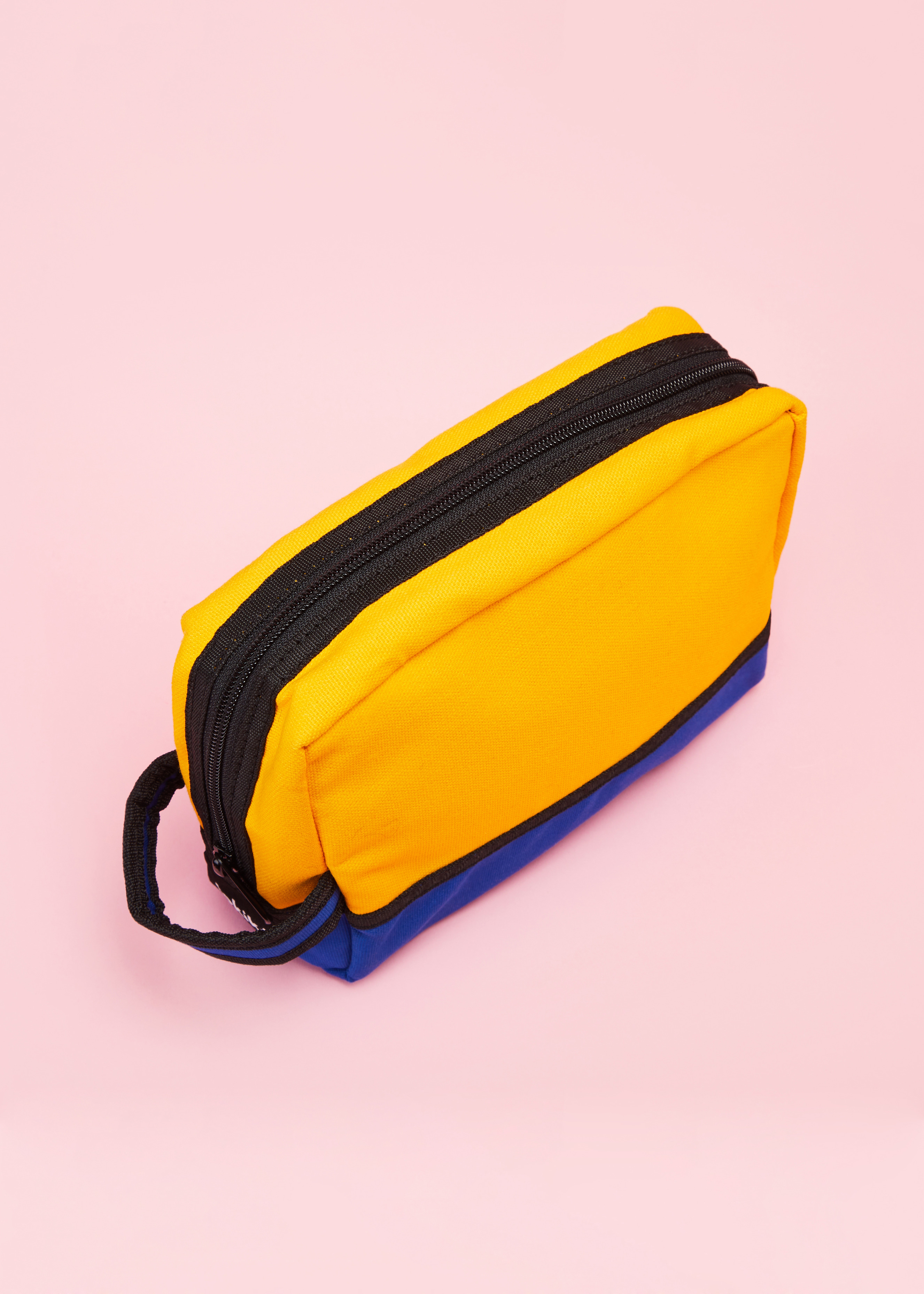 EVI Multipurpose Travel pouch