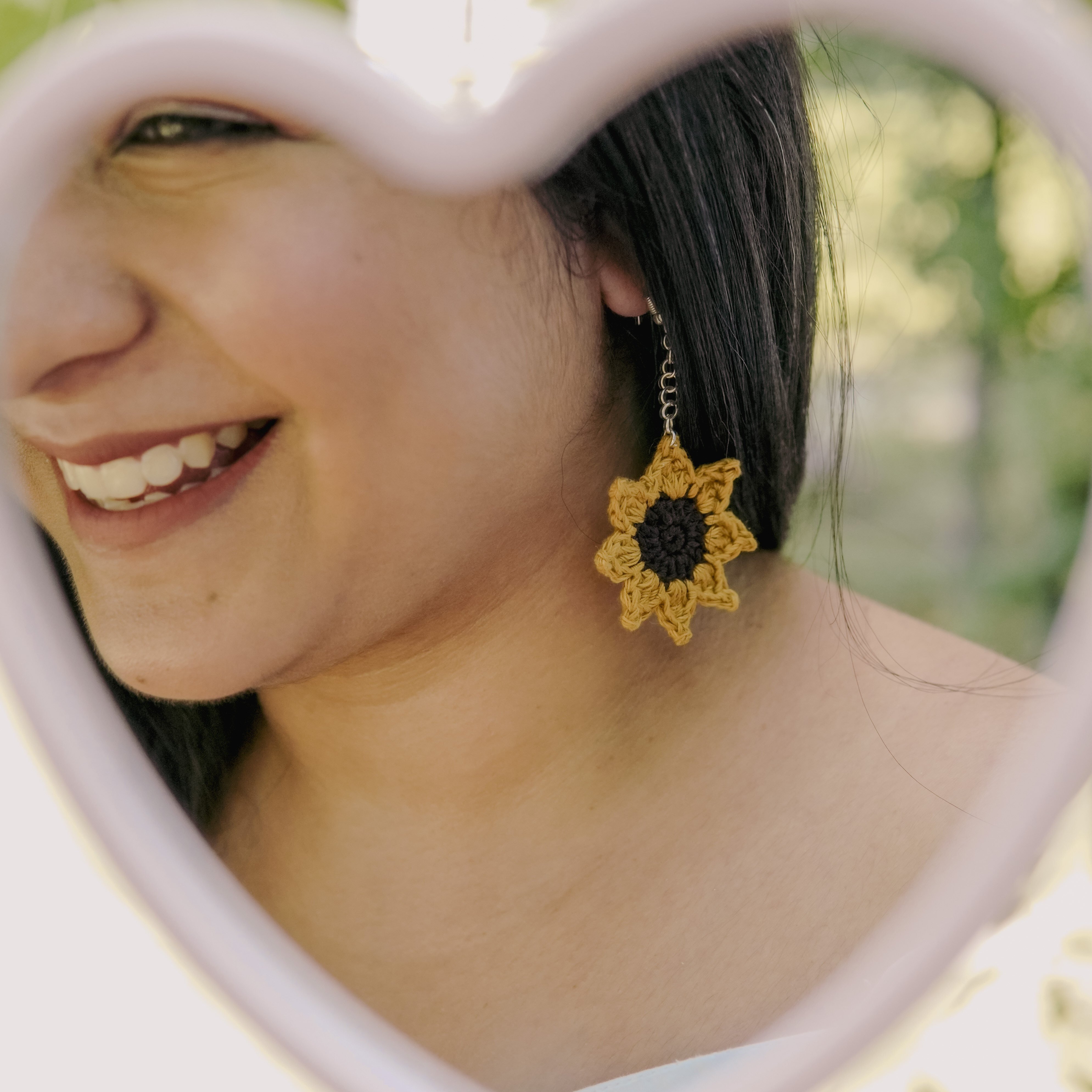 Soorajmukhi Crochet Earrrings | Handmade | Feather Light Weight - alternate view