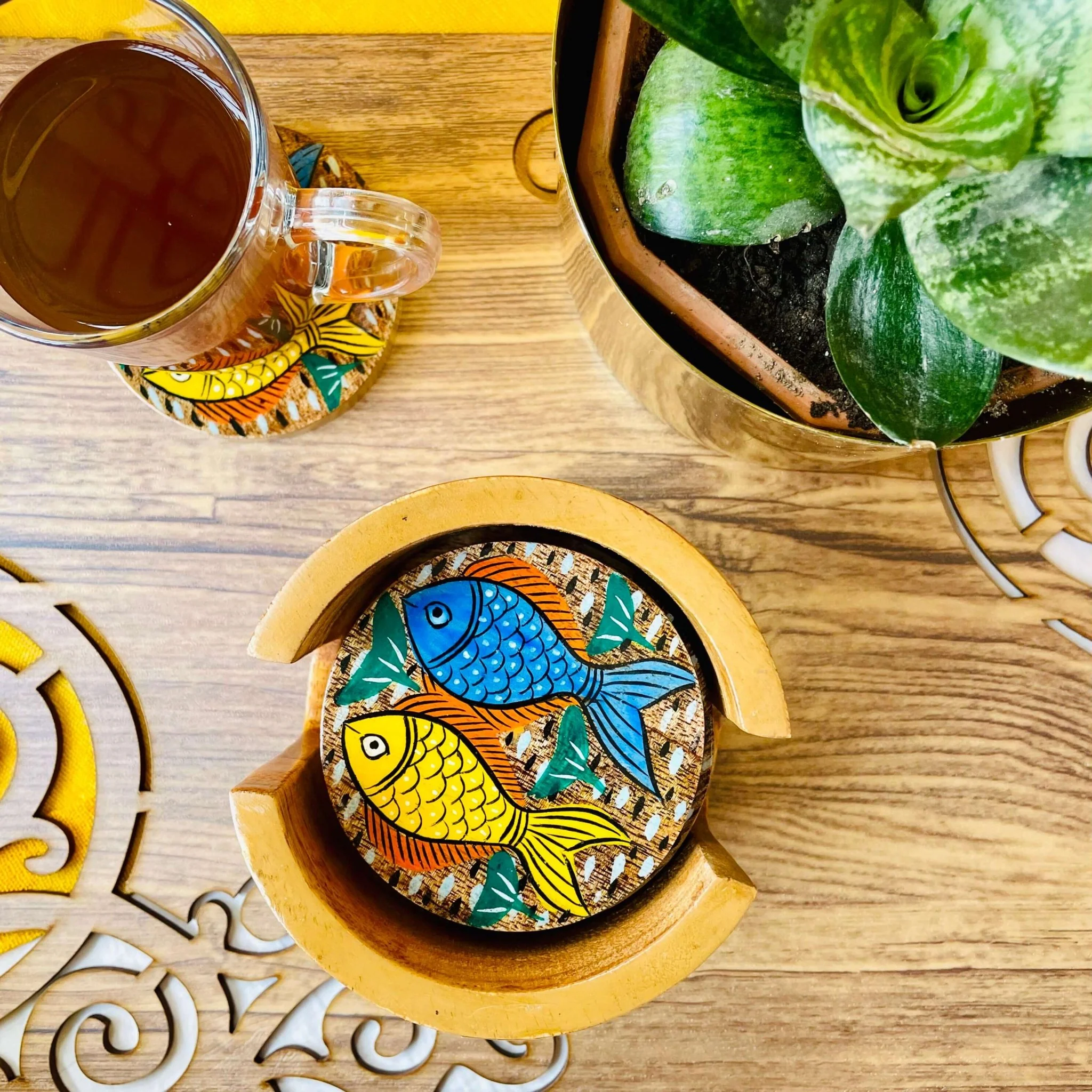 Neer Round Wooden Coaster with Holder | Set of 6 thumbnail 3