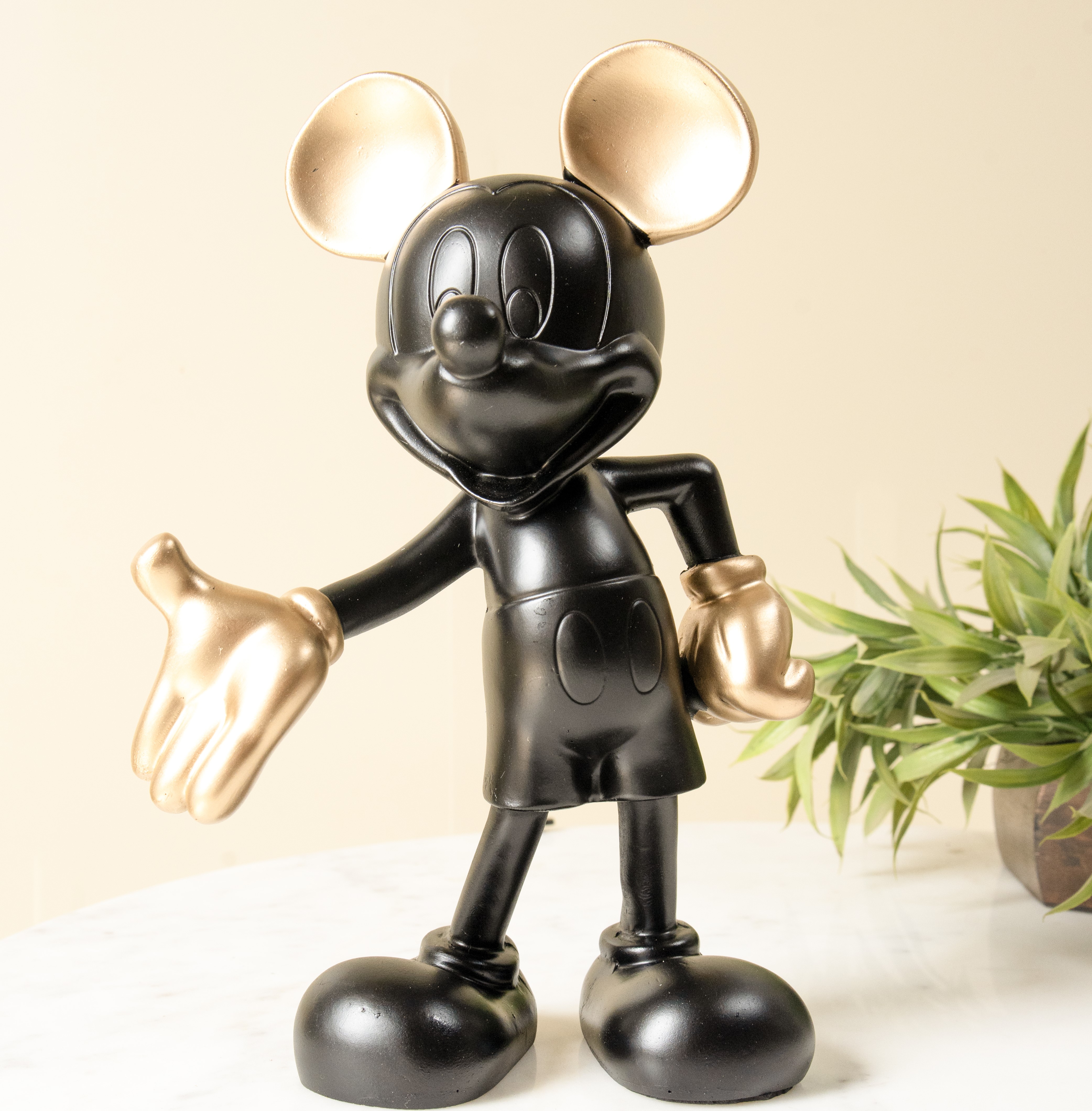 Black & Gold Mickey Mouse Show Piece 