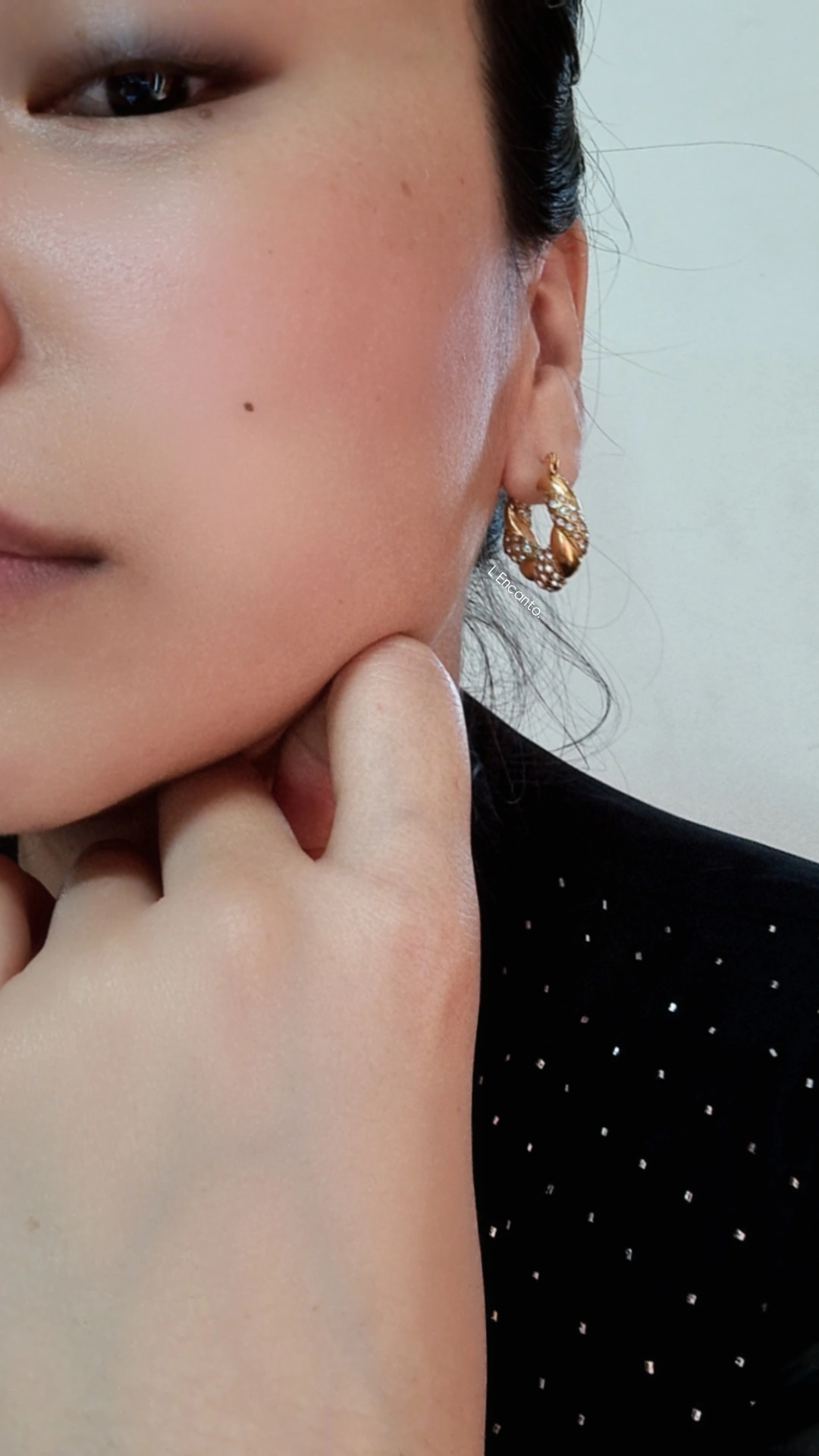 Bellisima Twisted Hoop Earrings | Anti Tarnish thumbnail 2