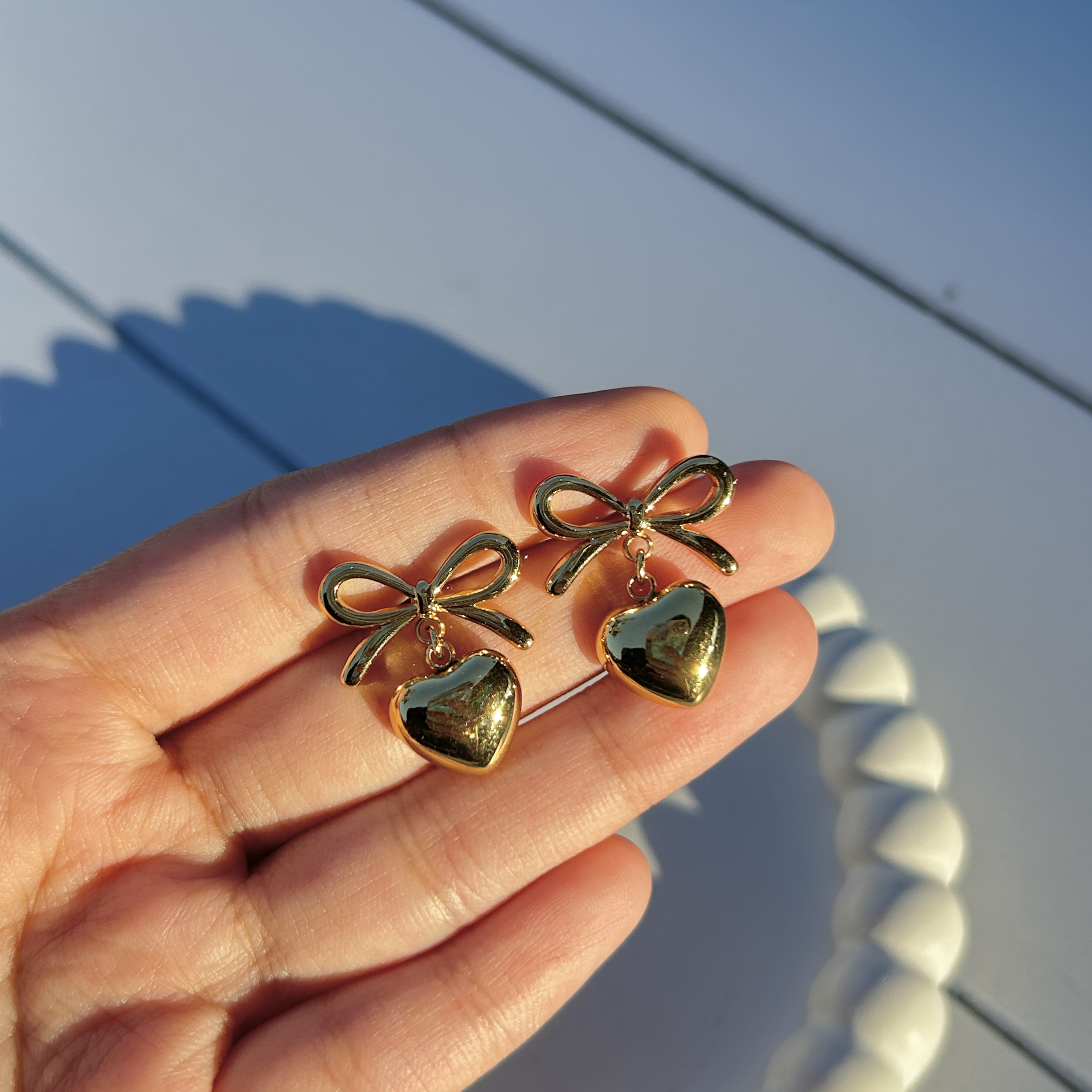 Bow Girly Earrings | 18k Gold Plated | Anti tarnish | Everyday Jewellery