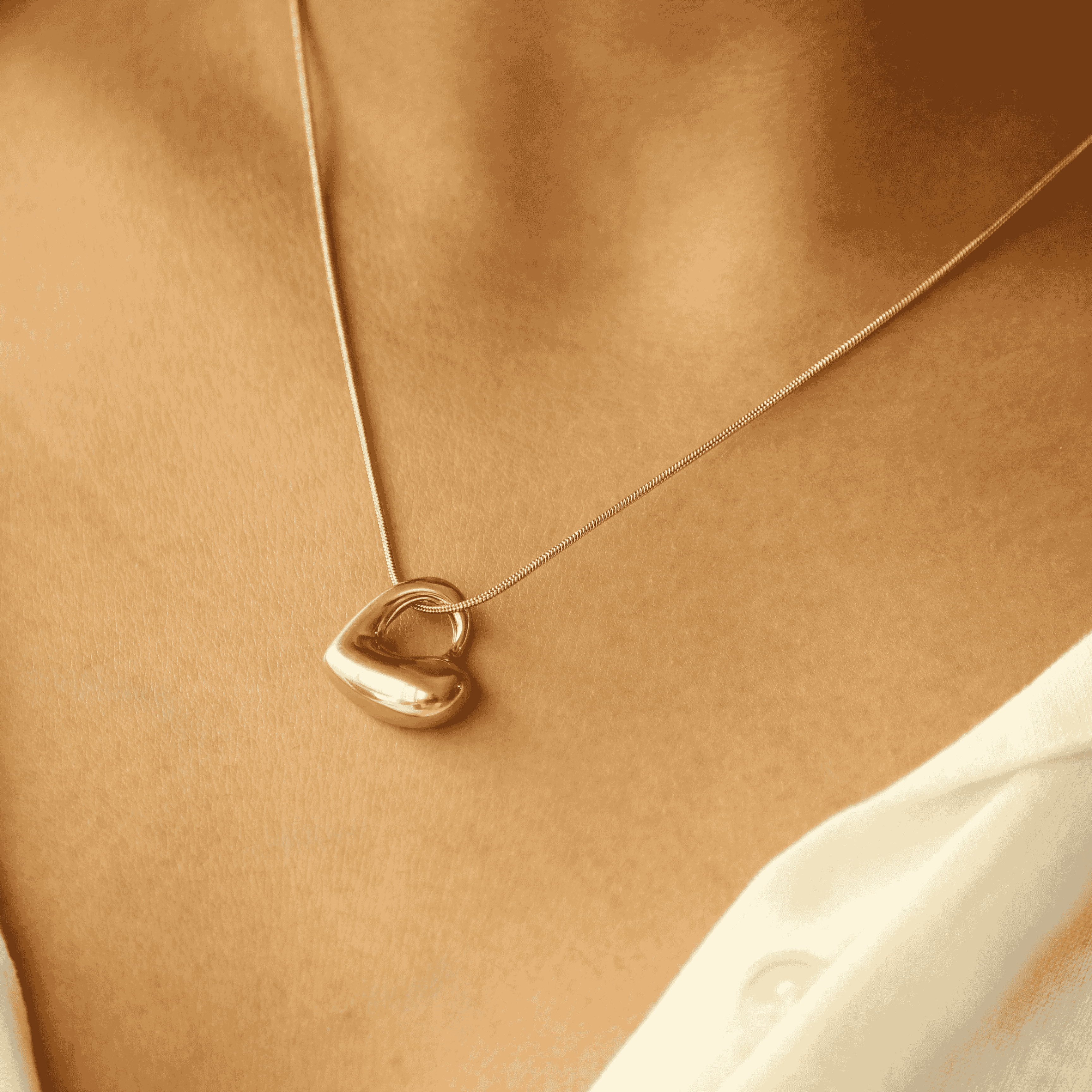 Chic Heart Necklace