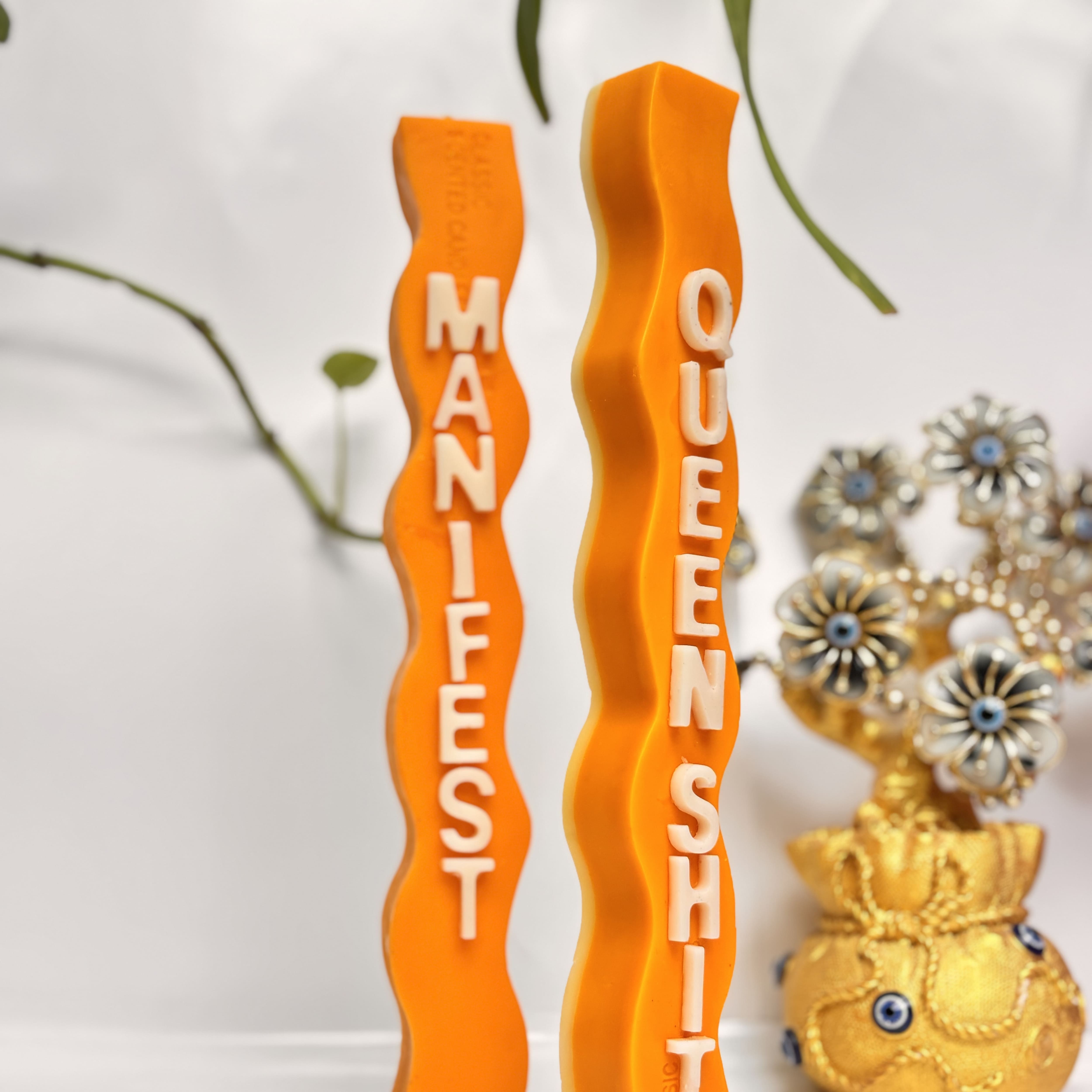LIT Statement Candle - Queen Shit | Vanilla Lavender Fragrance