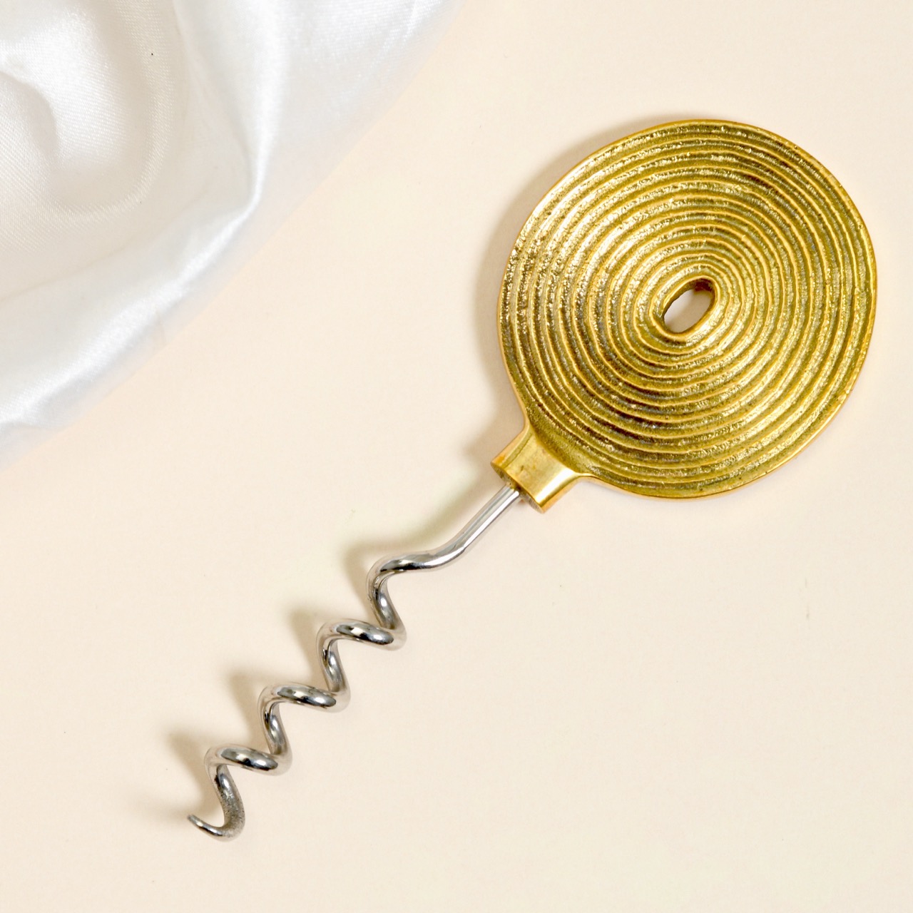 Ekaantrik Wine Opener