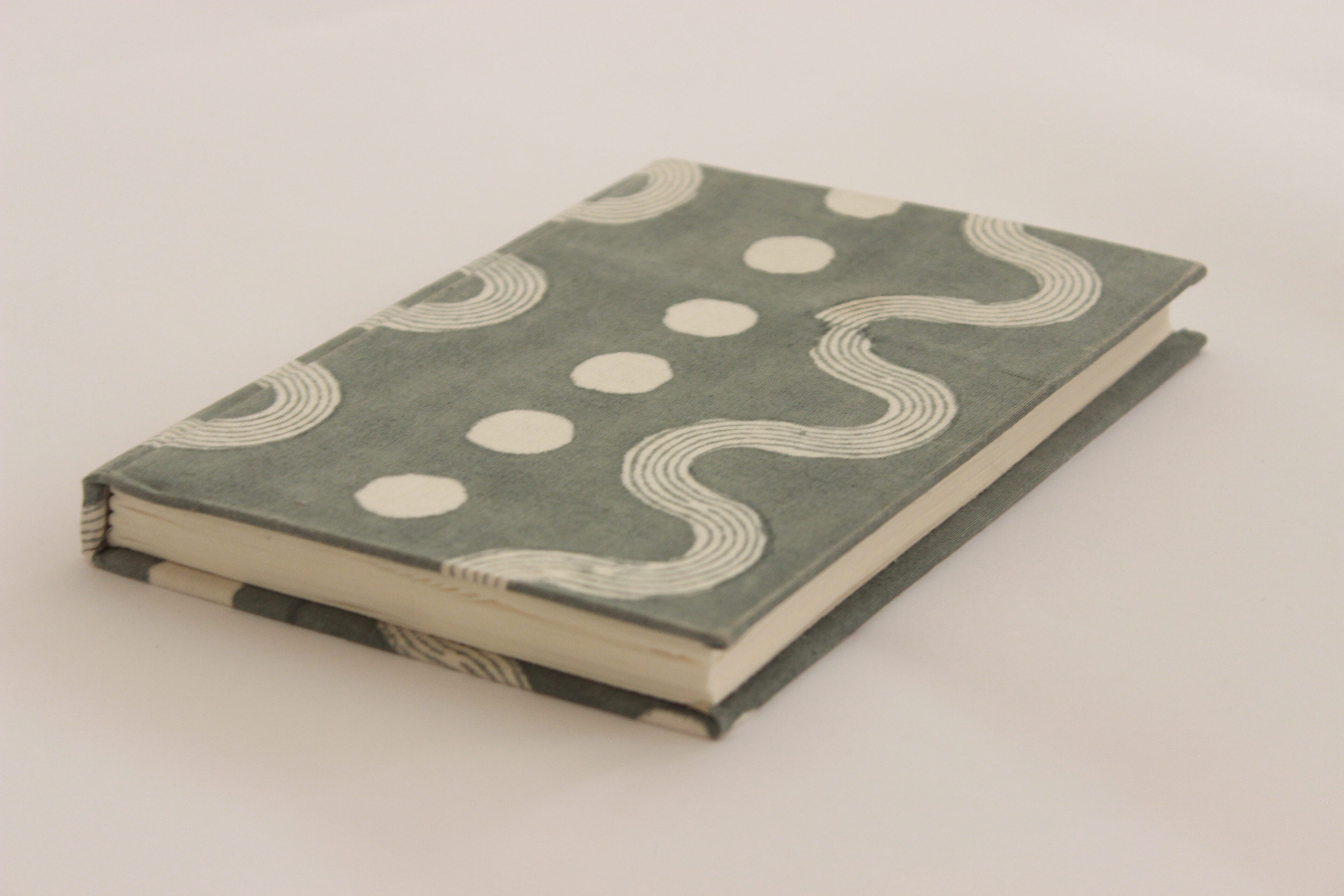 Handcrafted Sustainable A5 Diary Journal Notebook l Handmade Paper l Grey thumbnail 4