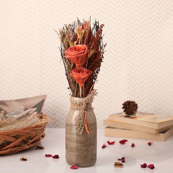 Lea Dried Sunset Flowers & Big Vase