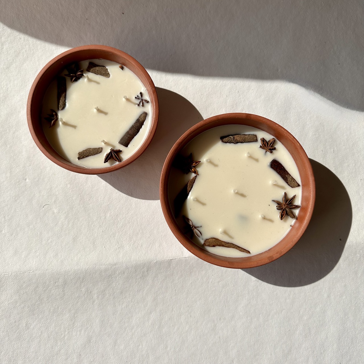 Bayaar XL | 100% Soy Wax Candle | Cinnamon Vanilla Candle | 5 wick - alternate view