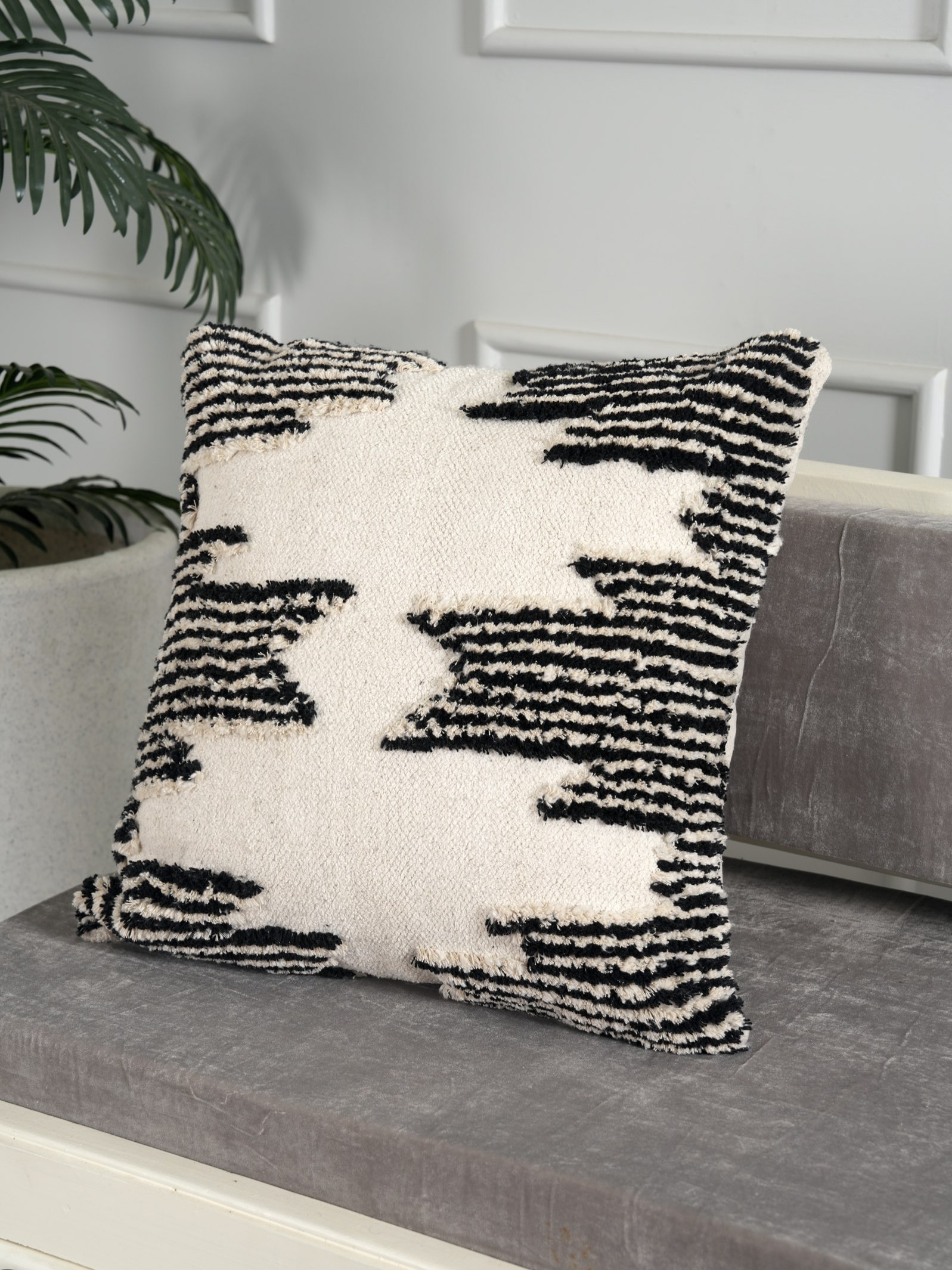 Cozy Cascade Kilim Tufted Cushion Cover thumbnail 1
