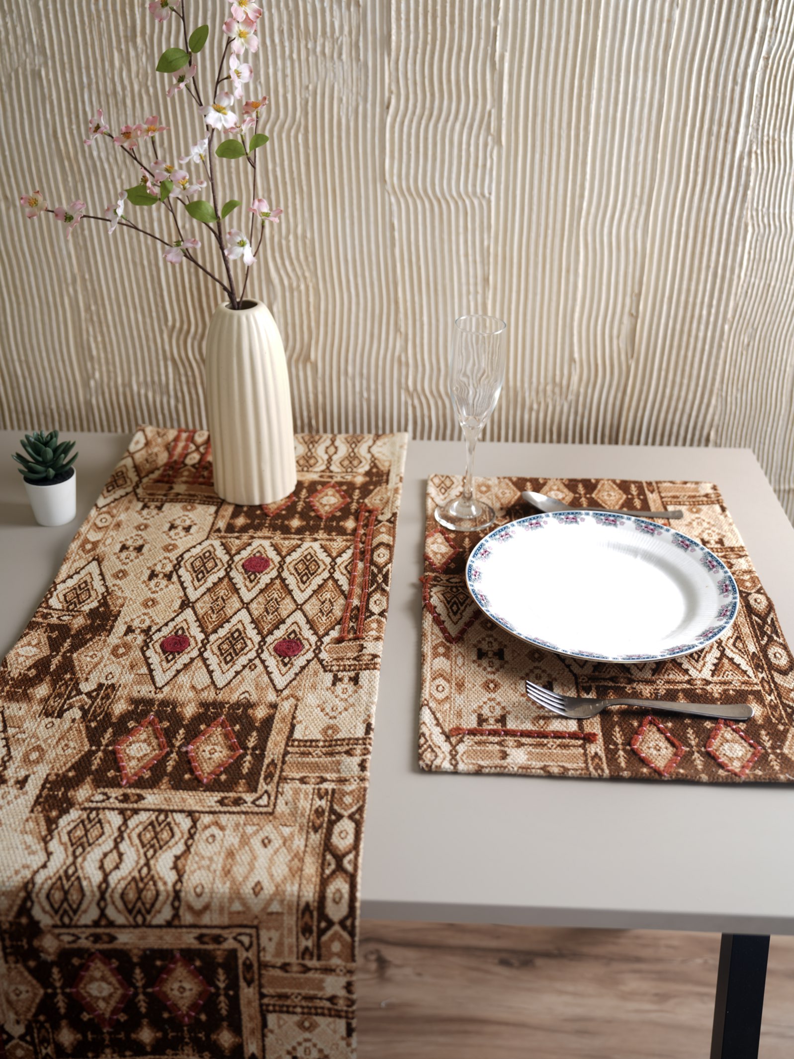 Heritage Hue Table Runner ( 30 x 180 cms ) thumbnail 4