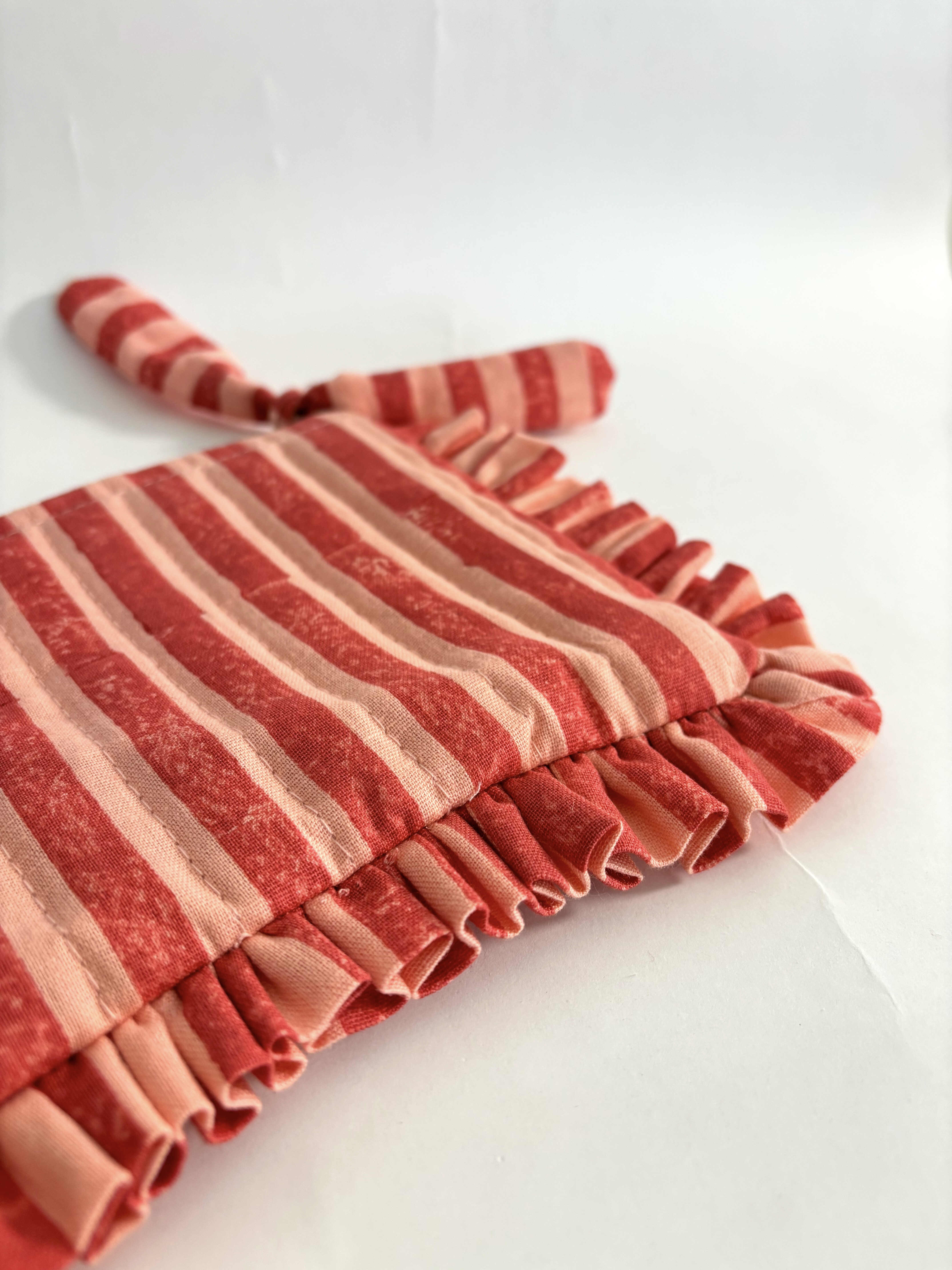 Sustainable Quilted Cotton Travel Pouch l Flat Frill Organizer l Pink & Red Stripes - alternate view