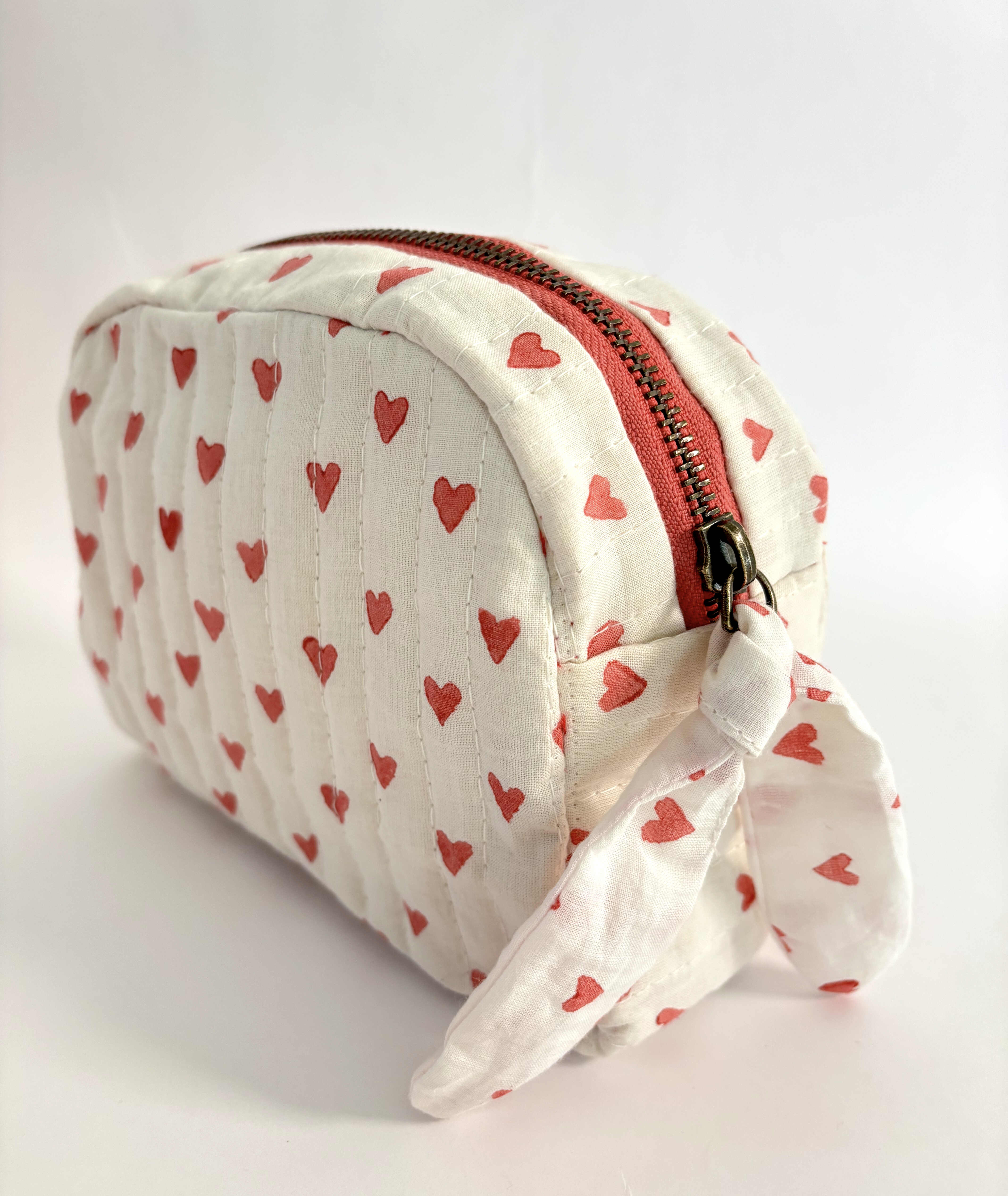 Sustainable Quilted Cotton Travel Pouch l The Classic Organizer l Red Hearts on White - alternate view