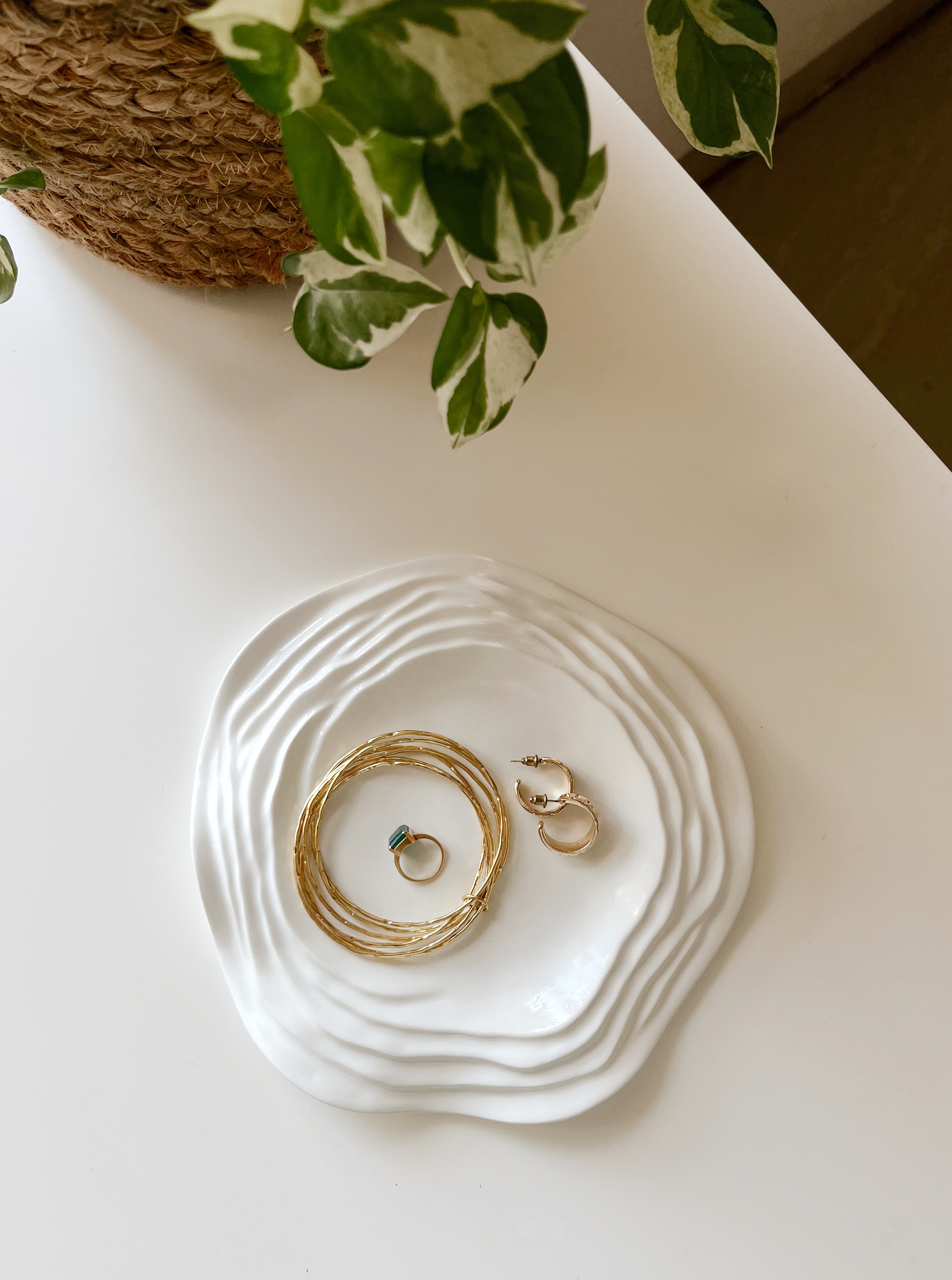 Contour Trinket