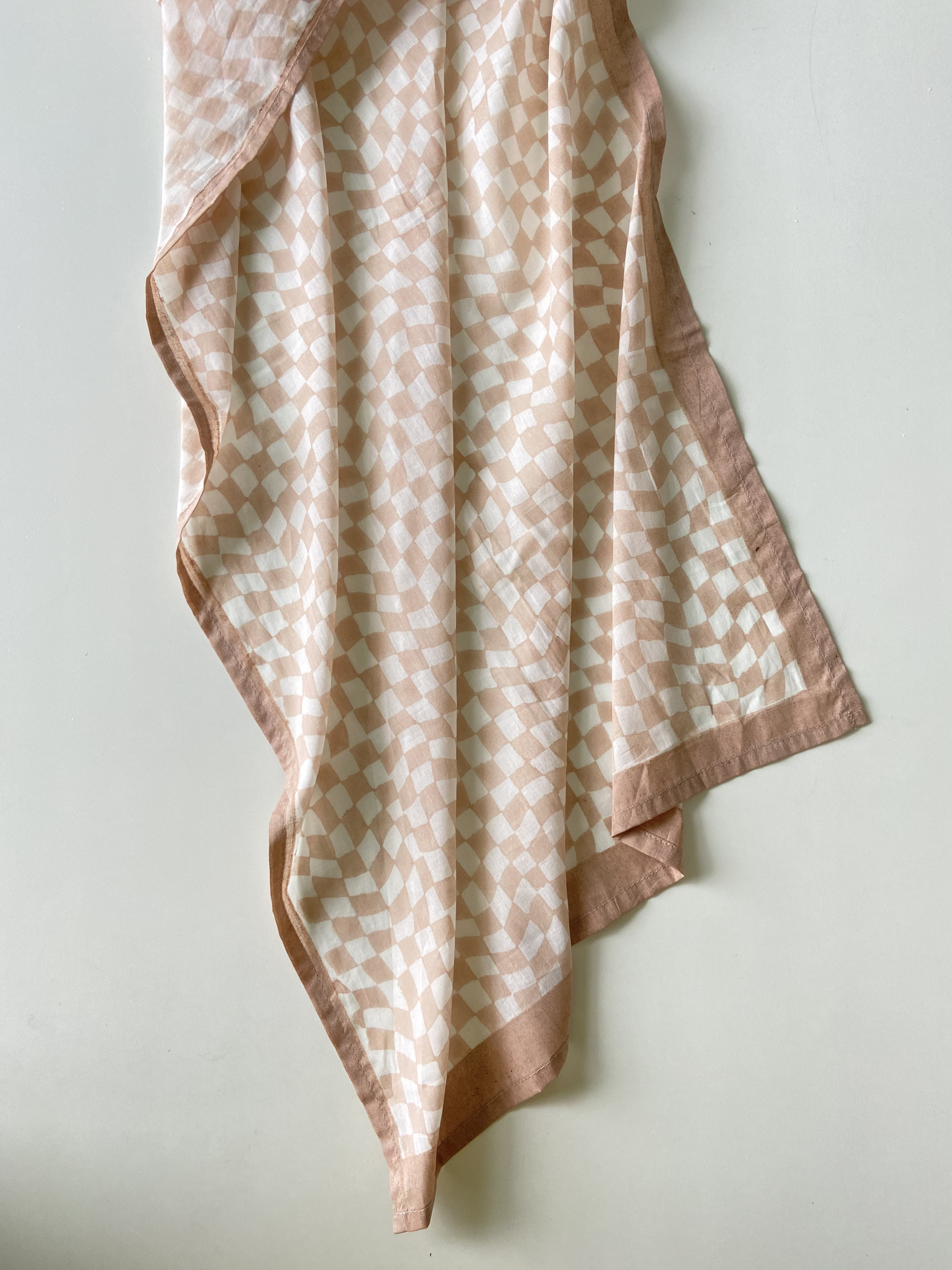 Mid-modern White and Peach Cotton Scarf Stole - alternate view