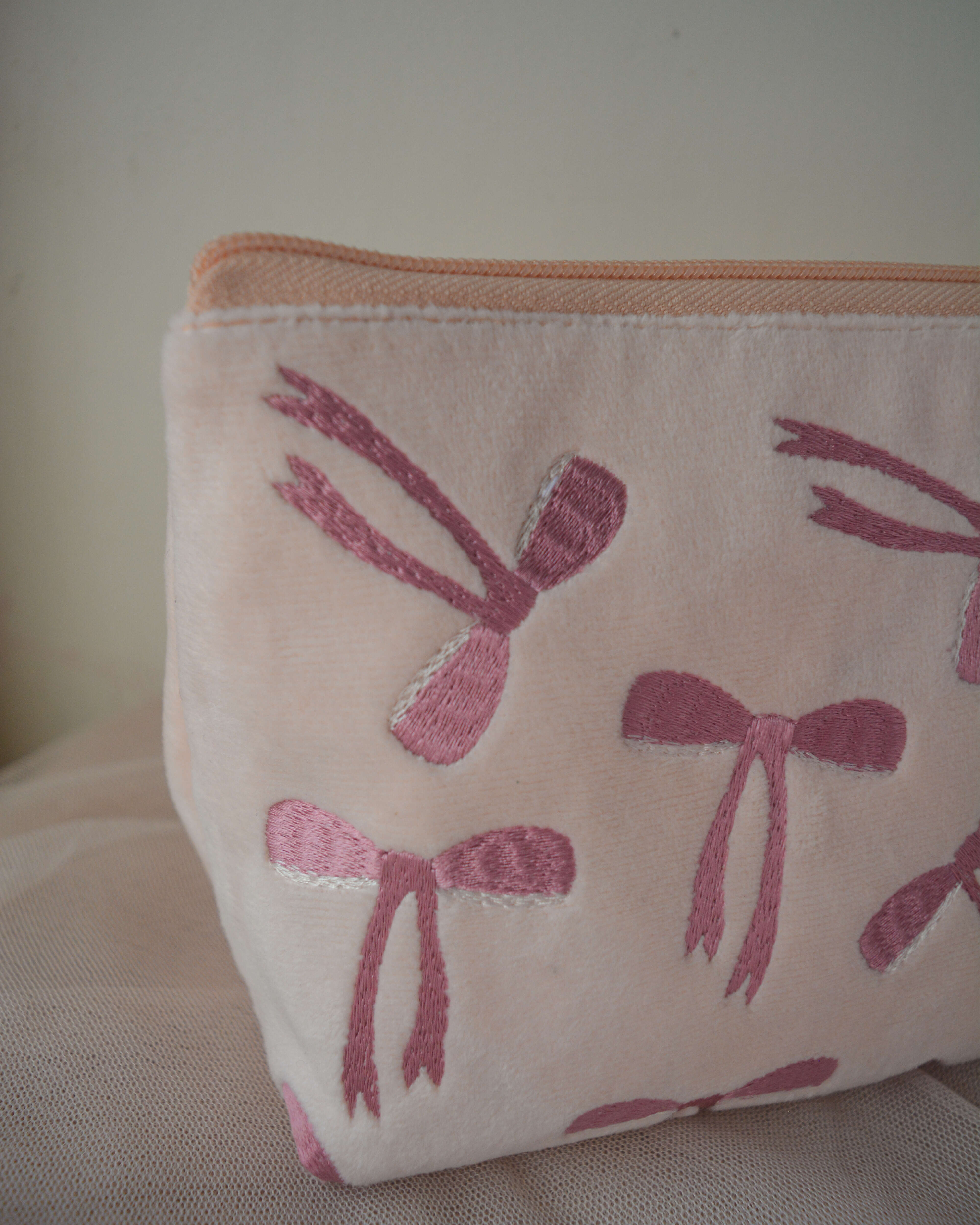 Velvet Bow Everyday Pouch thumbnail 2