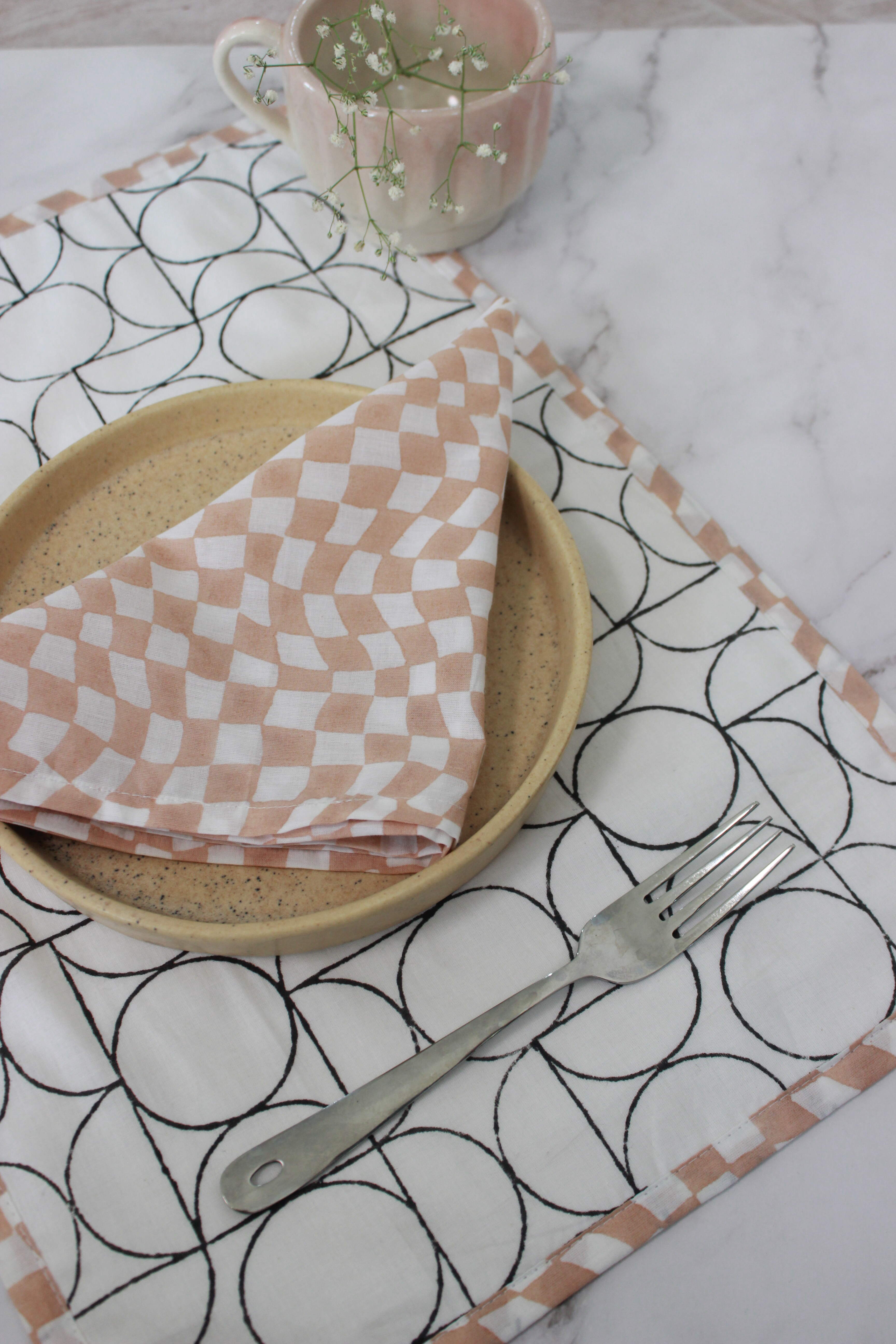 Sustainable Table Linen Set l Placemats & Napkin l Set of two | Peach