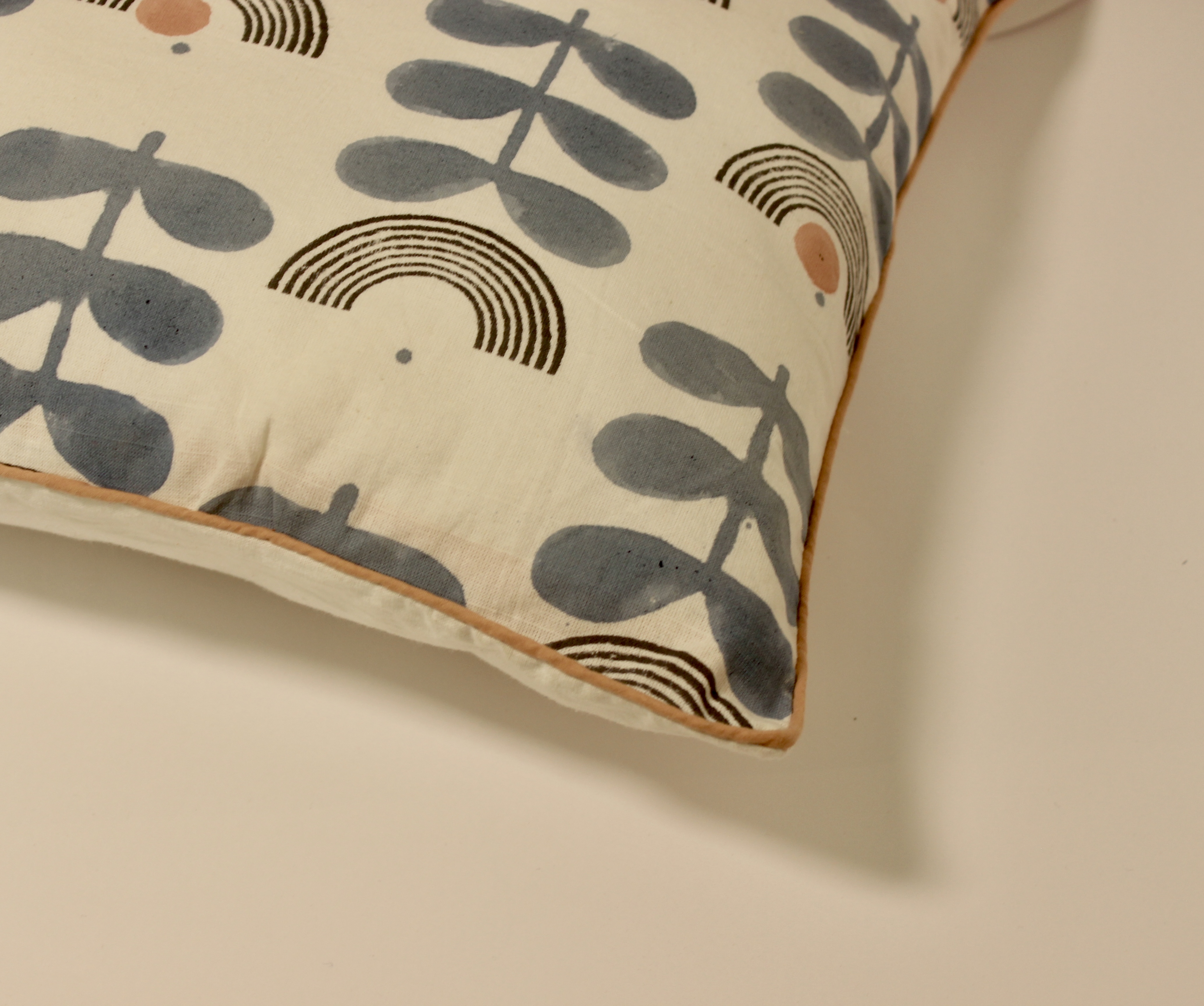 Mid-modern Floral Block Printed Cotton Cushion Cover thumbnail 3