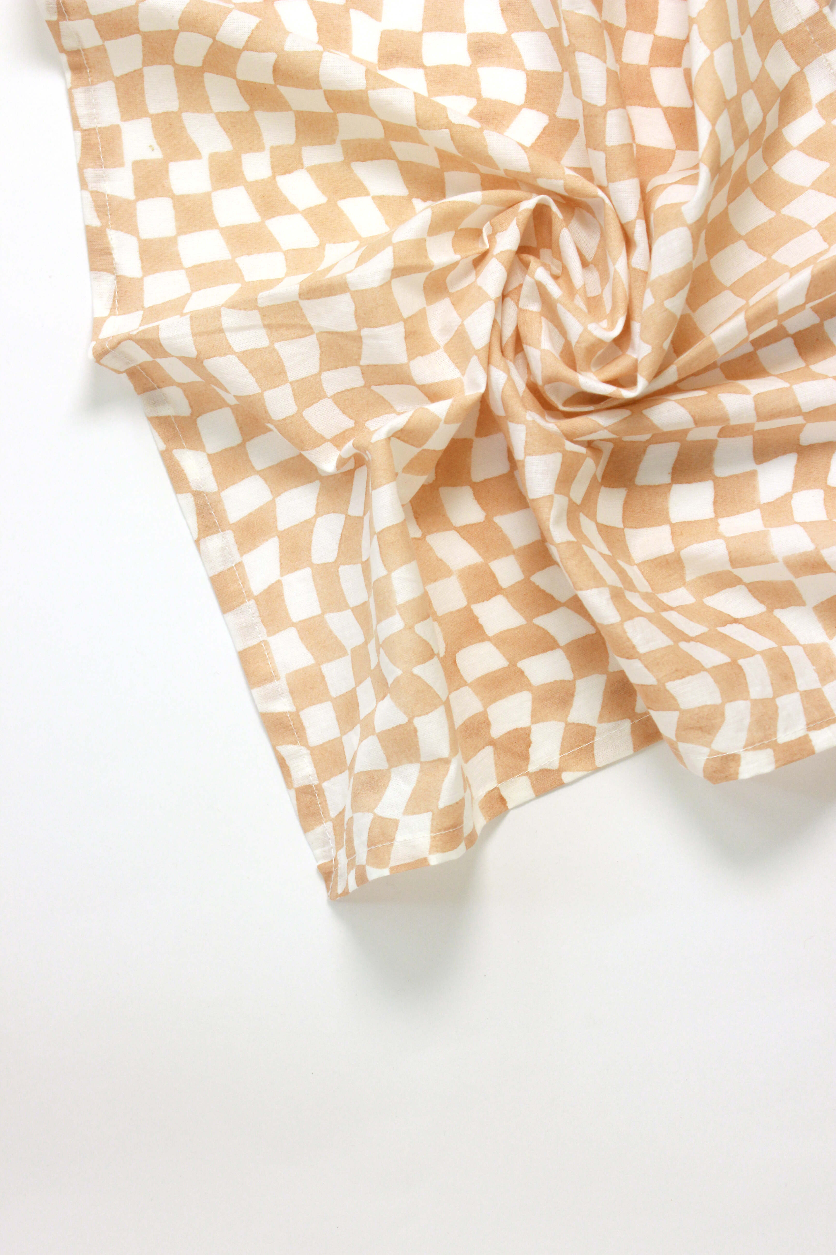 Sustainable Table Linen Set l Placemats & Napkin l Set of four | Peach thumbnail 4