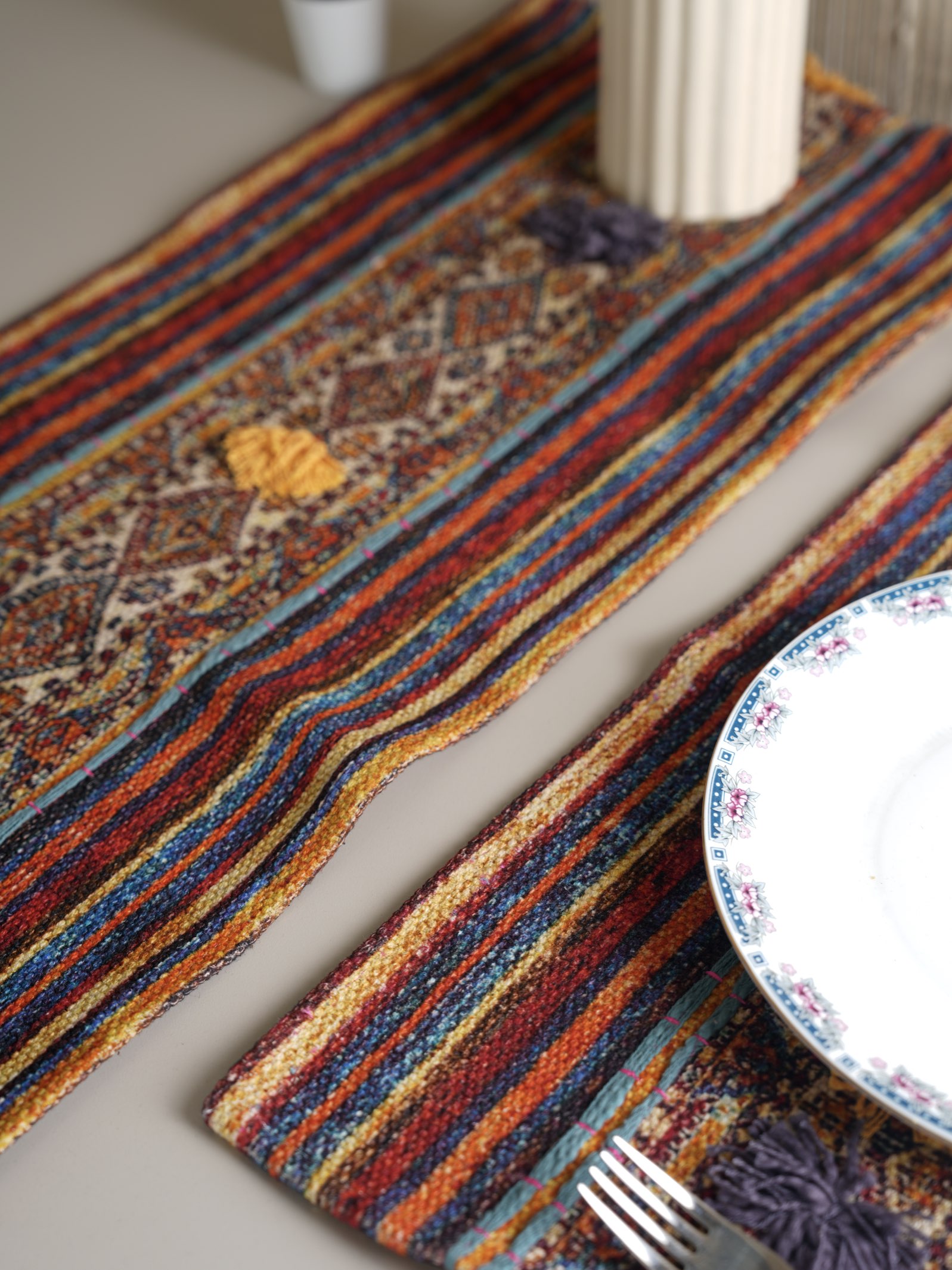 Luminious Lace Table Runner ( 30 x 180 cms) thumbnail 3