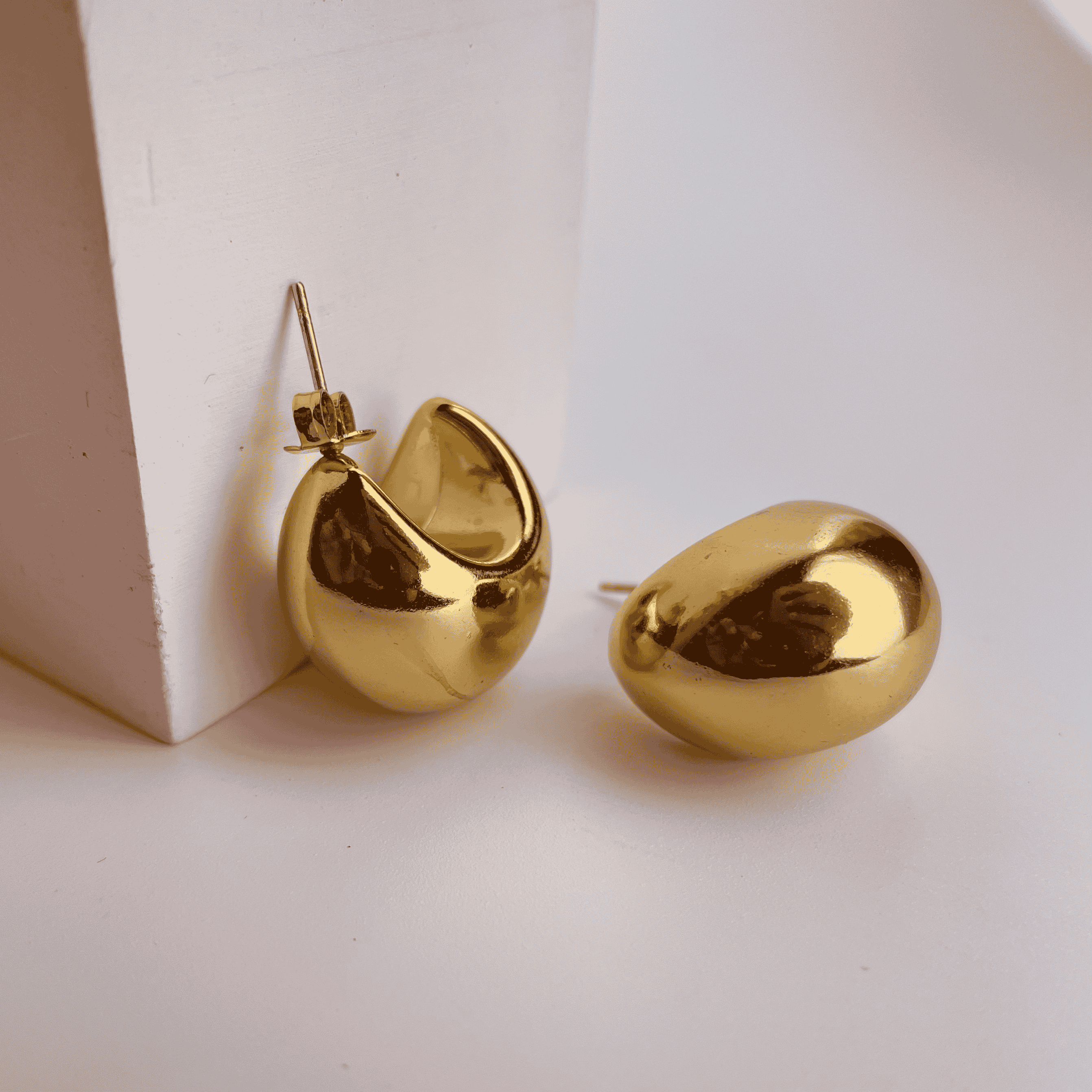 Lunar Hoops