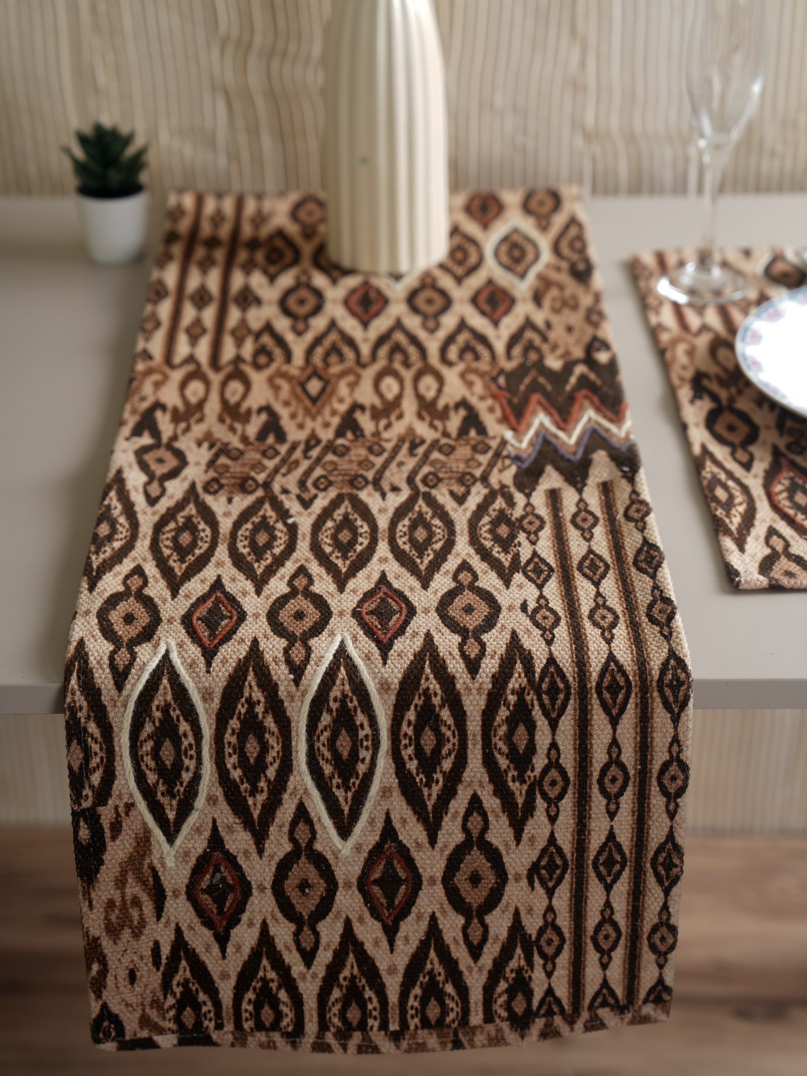 Mocha Harmony Table Runner  ( 30 x 180 cms ) thumbnail 4