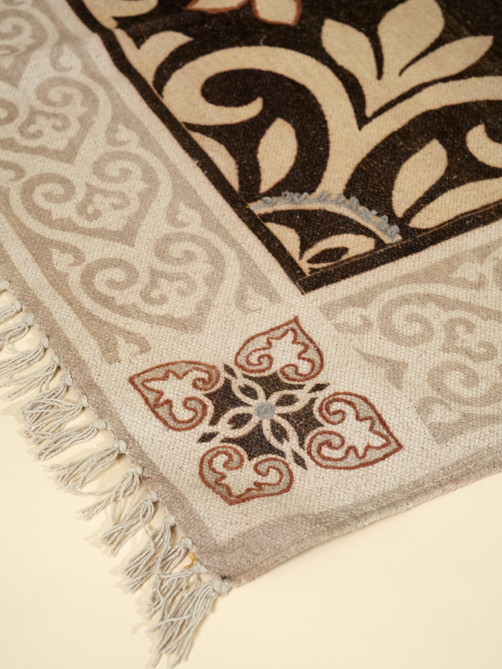 Moroccan Melody Embroidered  Rug thumbnail 4