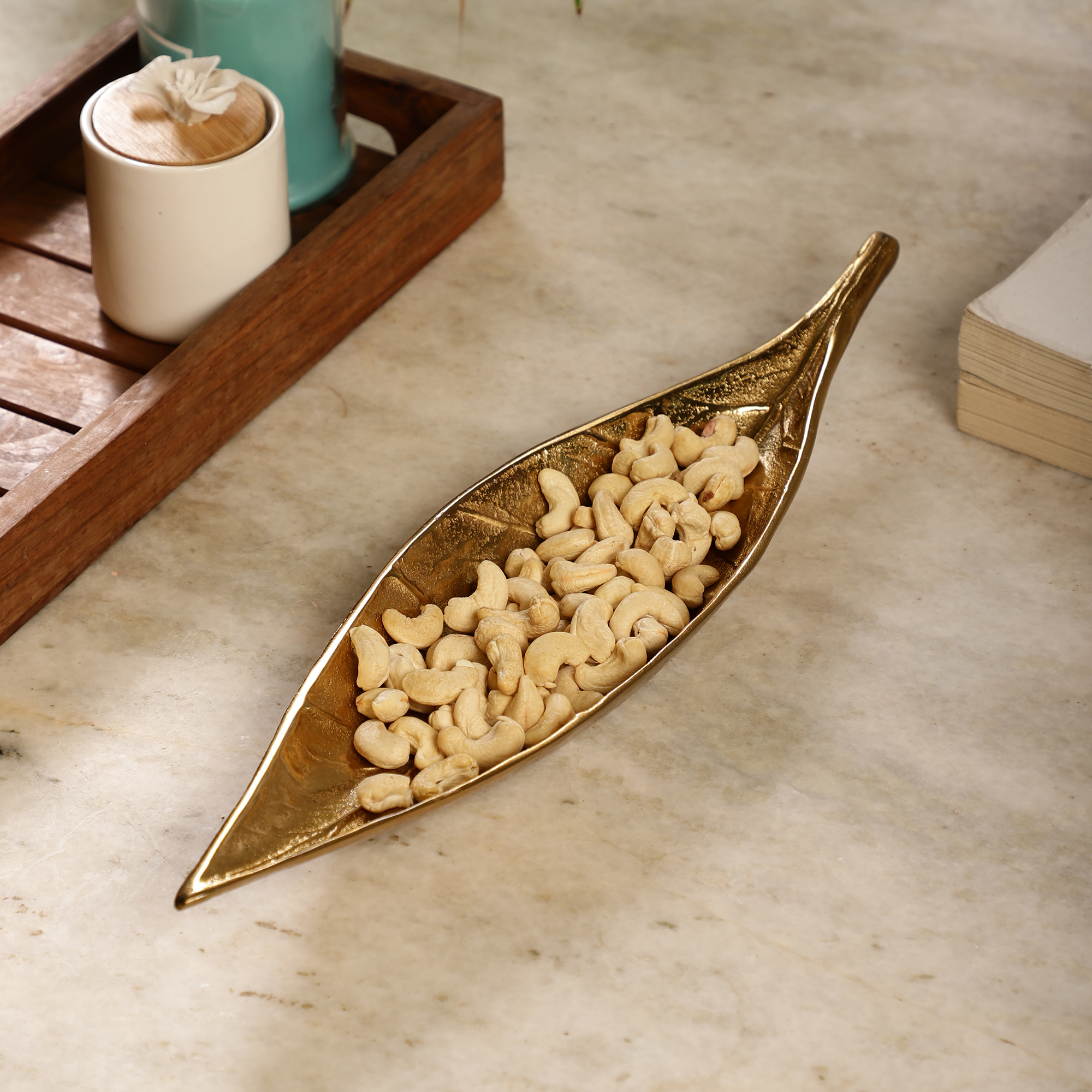 Straight Leaf Decorative Serving Tray Platter thumbnail 4