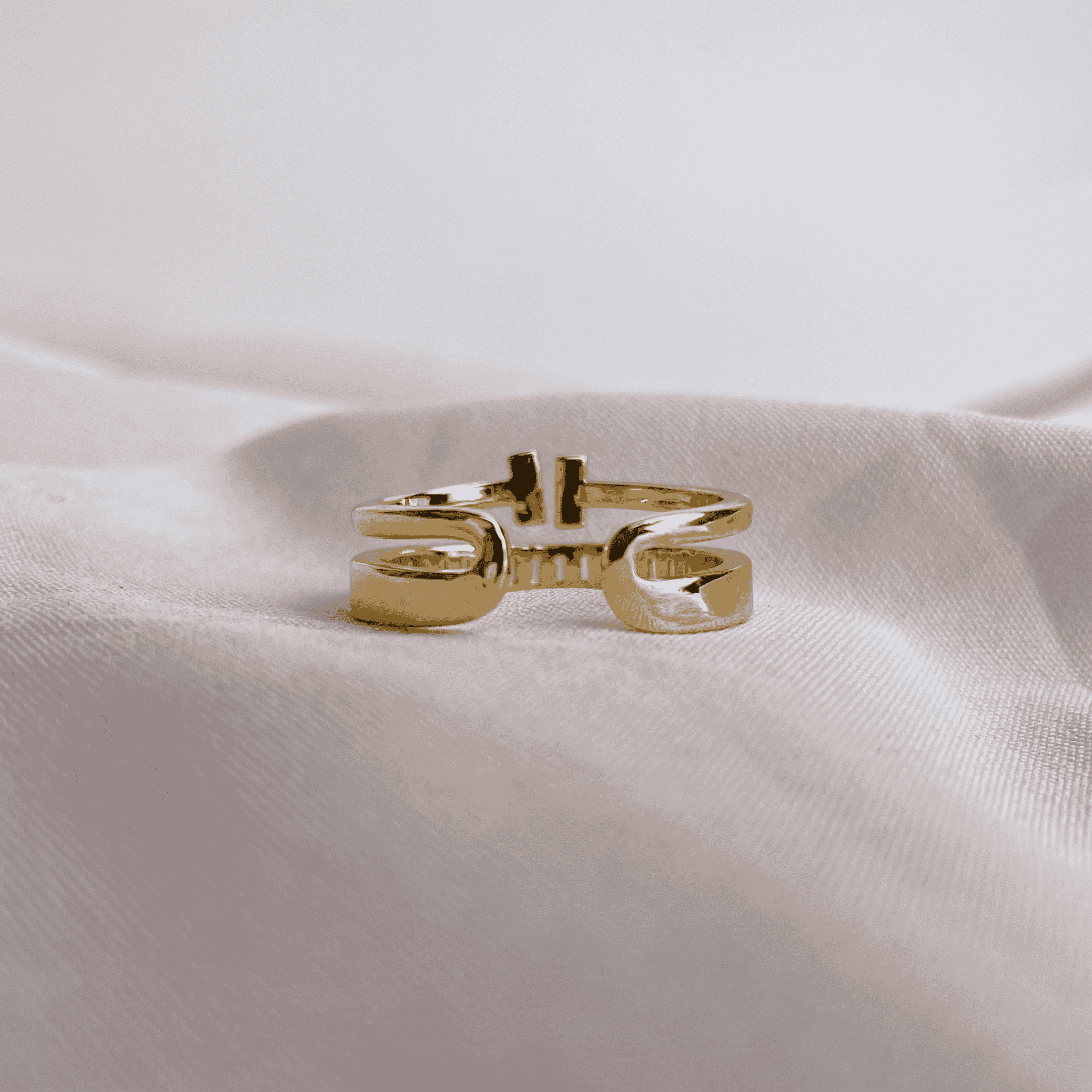 Pearl & Ice Ring thumbnail 3