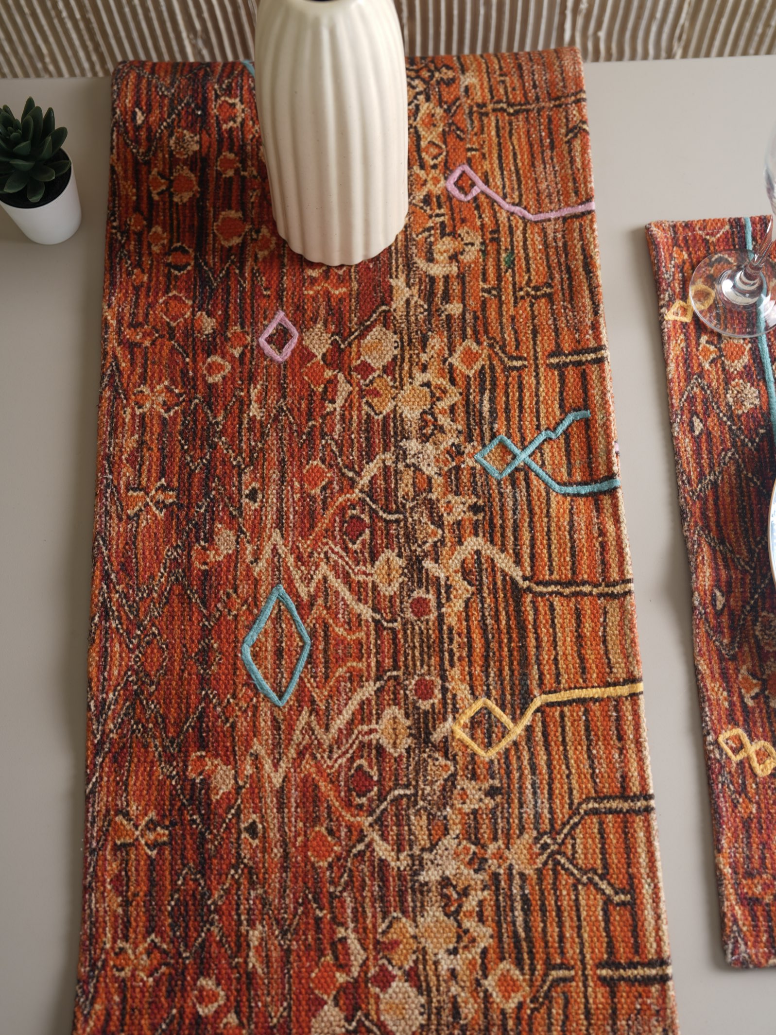 Regal Maze Table Runner  ( 30 x 180 cms ) thumbnail 4