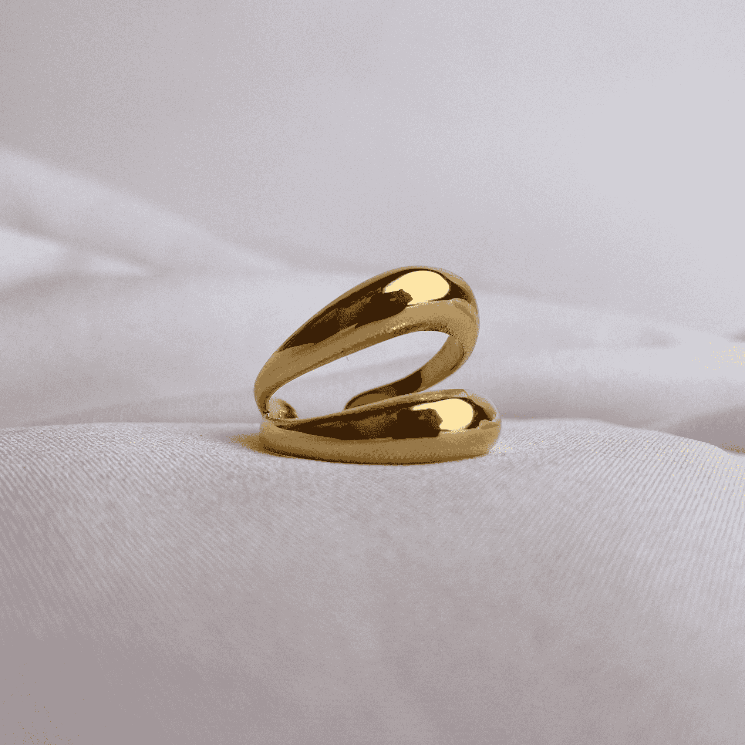 Twirling Tapestry Ring