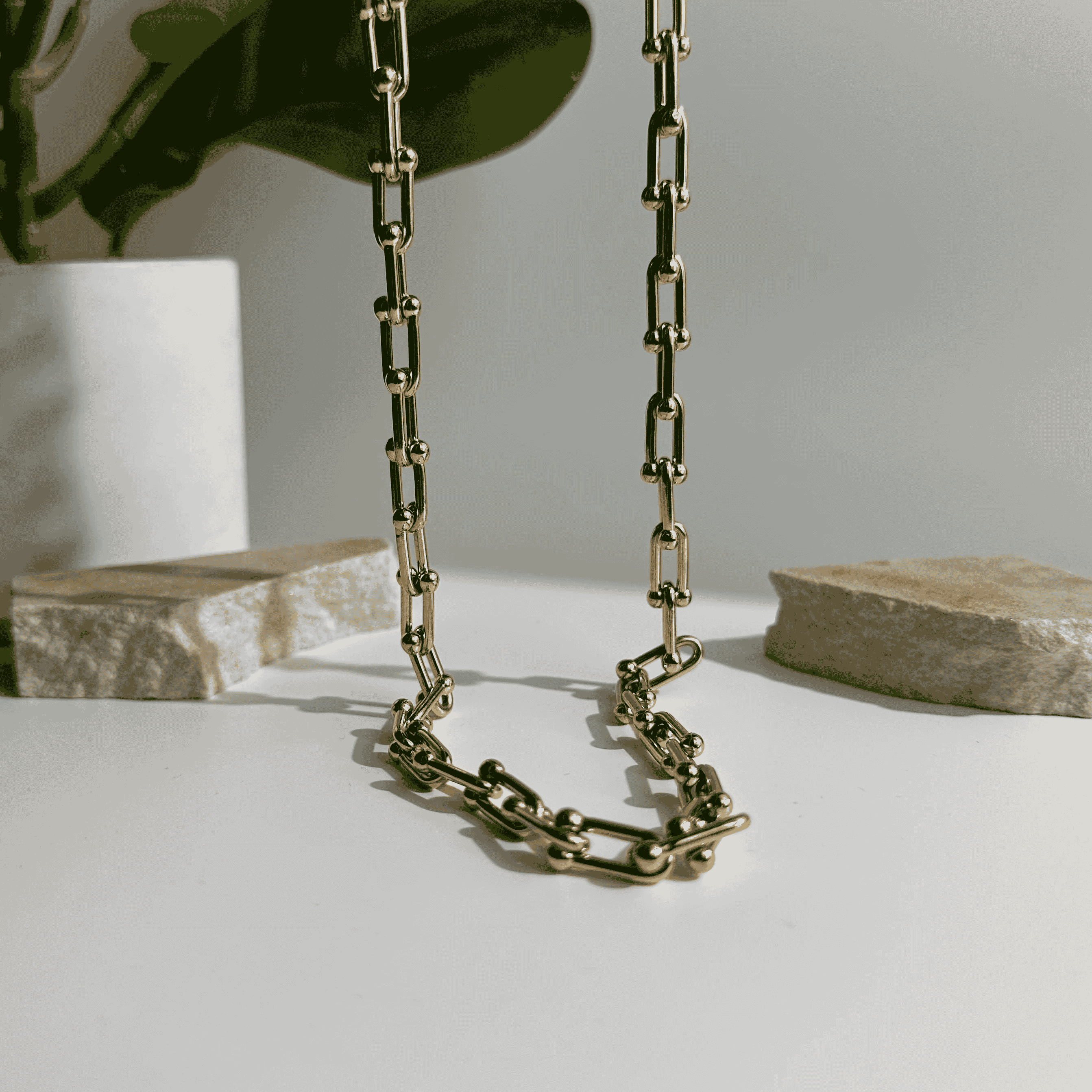U-Link Chain Necklace - alternate view