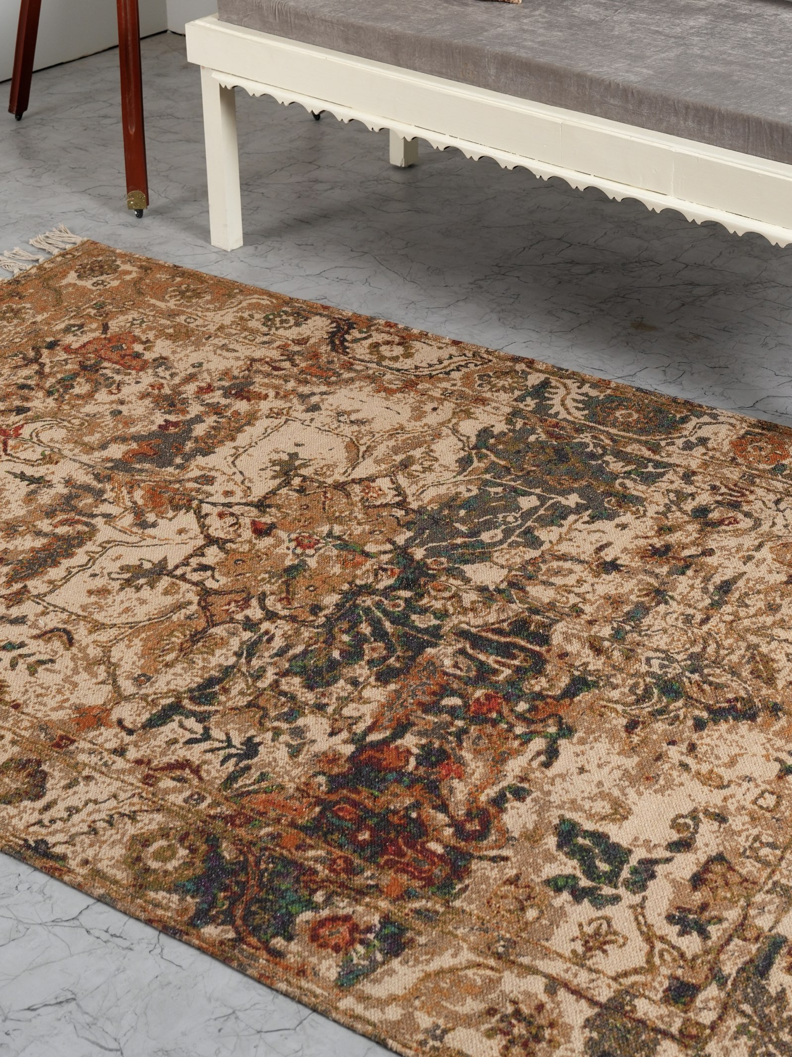 Vintage Floral Printed Rug thumbnail 1
