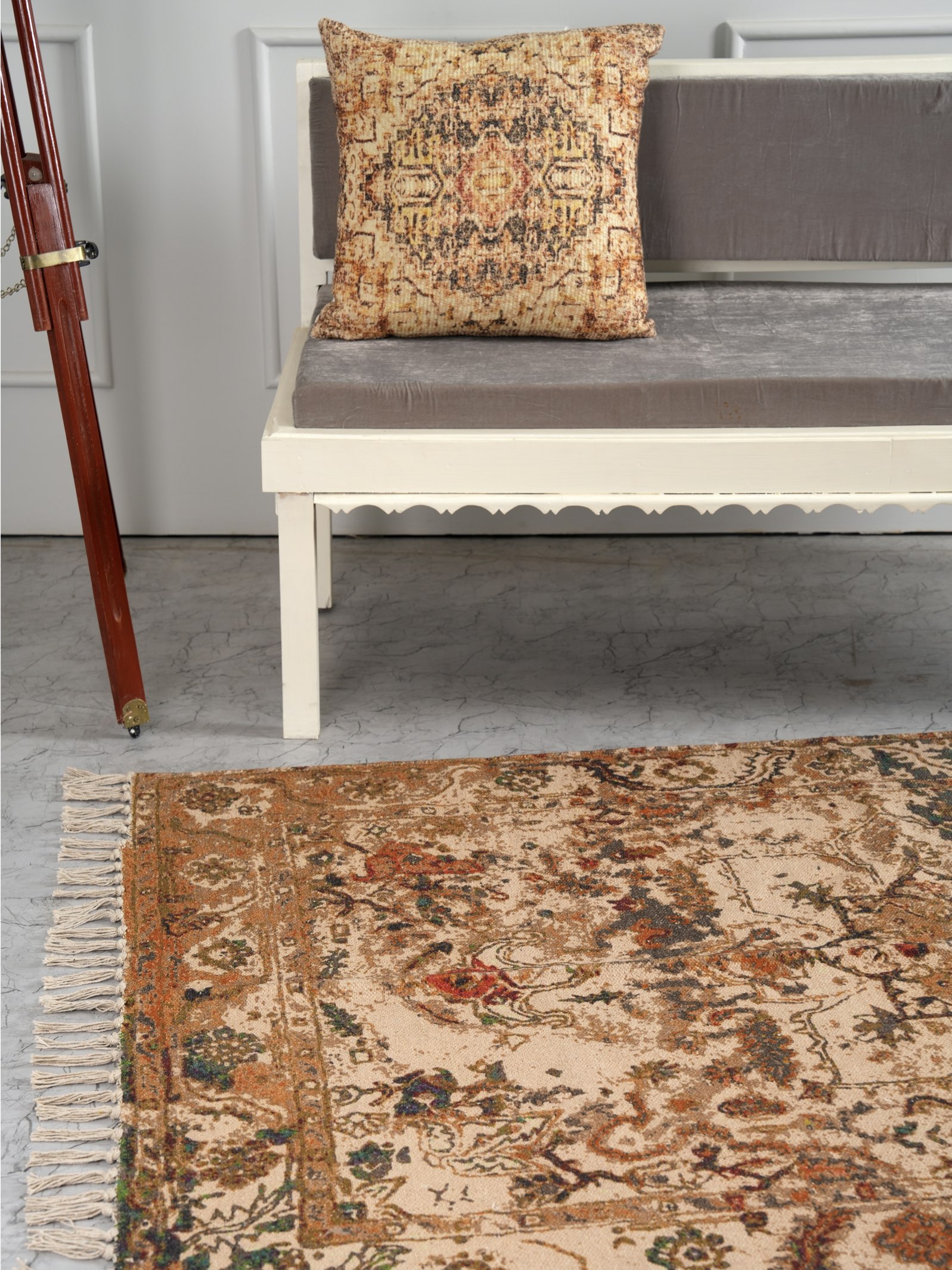 Vintage Floral Printed Rug thumbnail 2