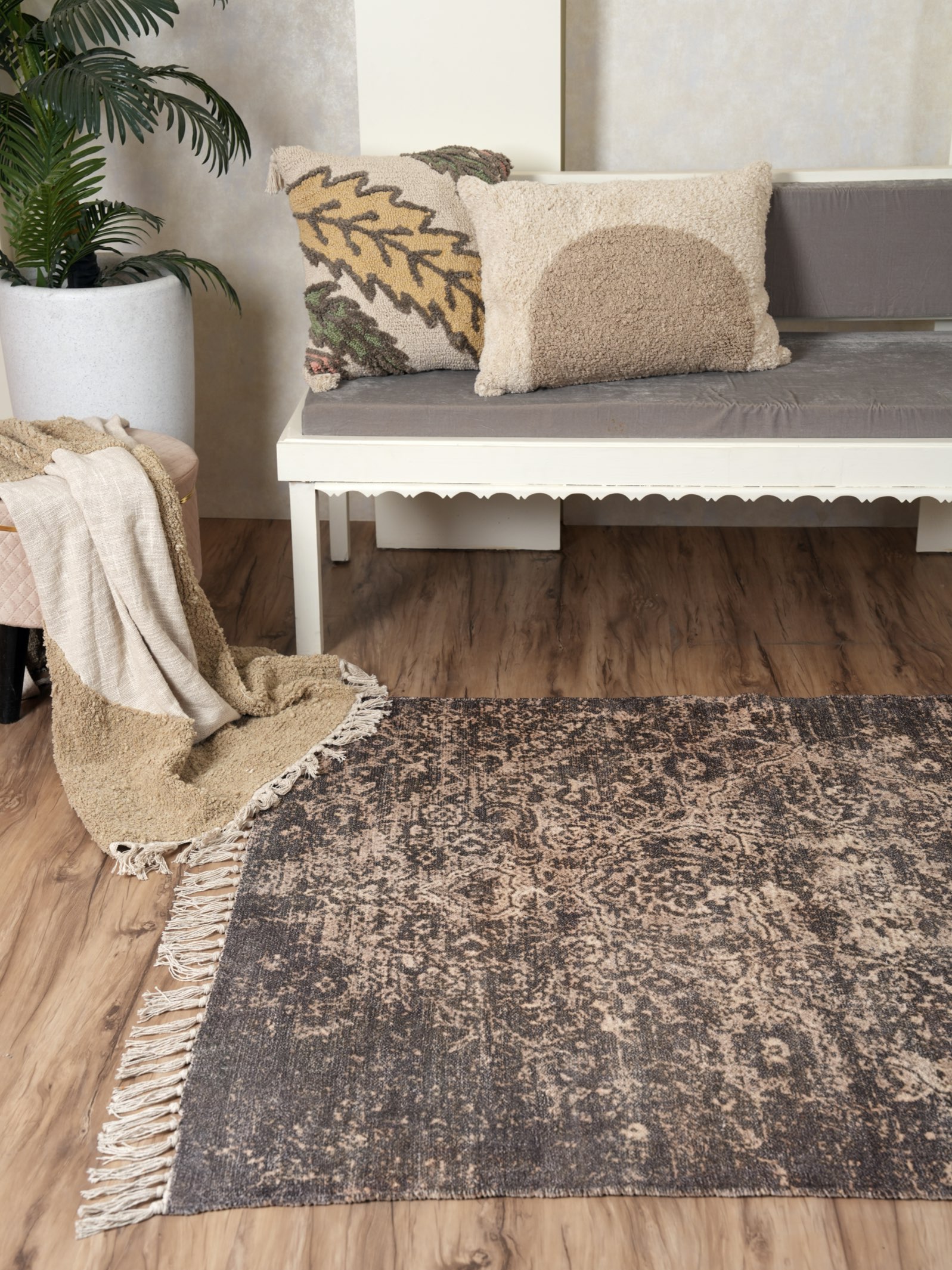 Vintage Vista Printed Chenille Rug thumbnail 2