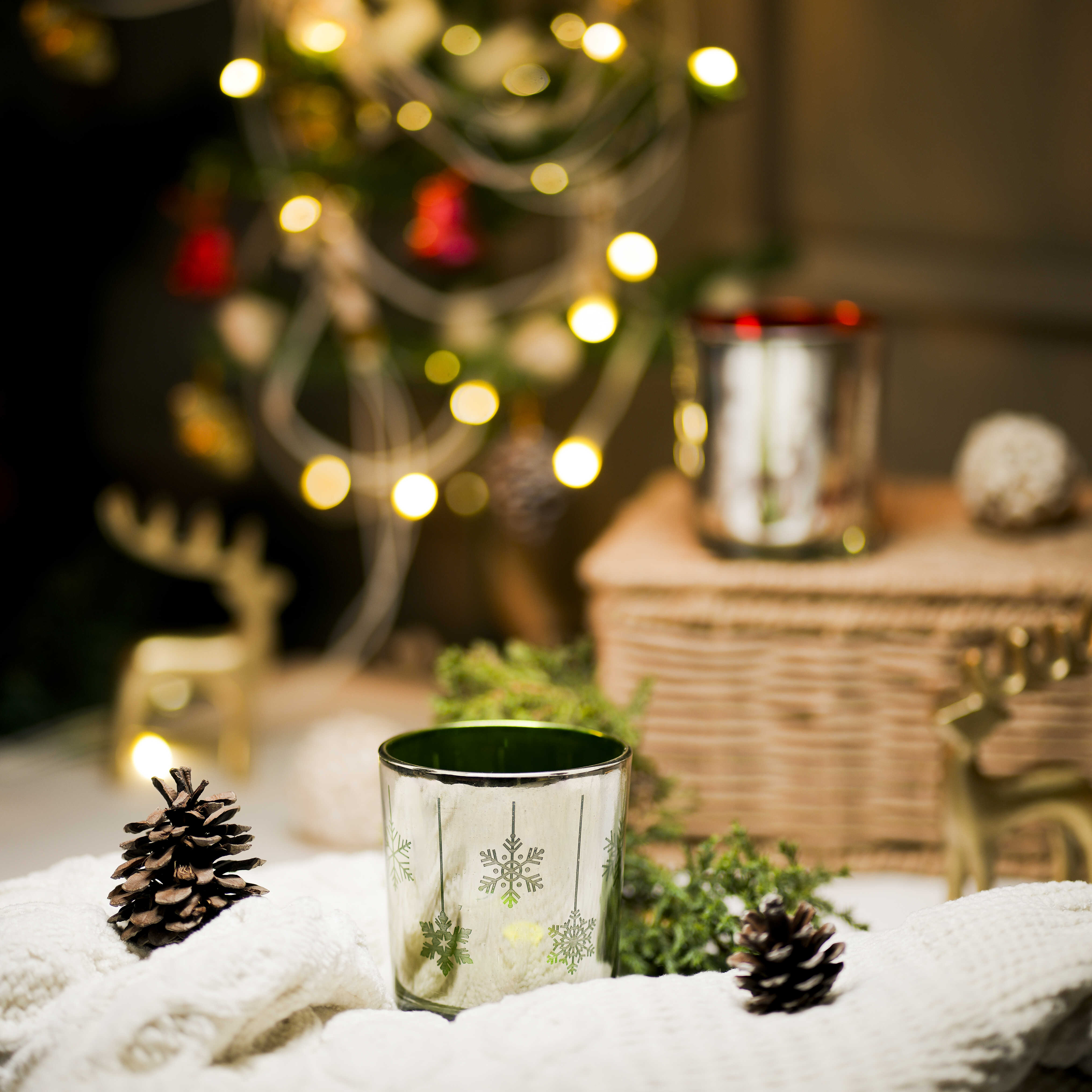 Snowflake Embossed Votive thumbnail 4