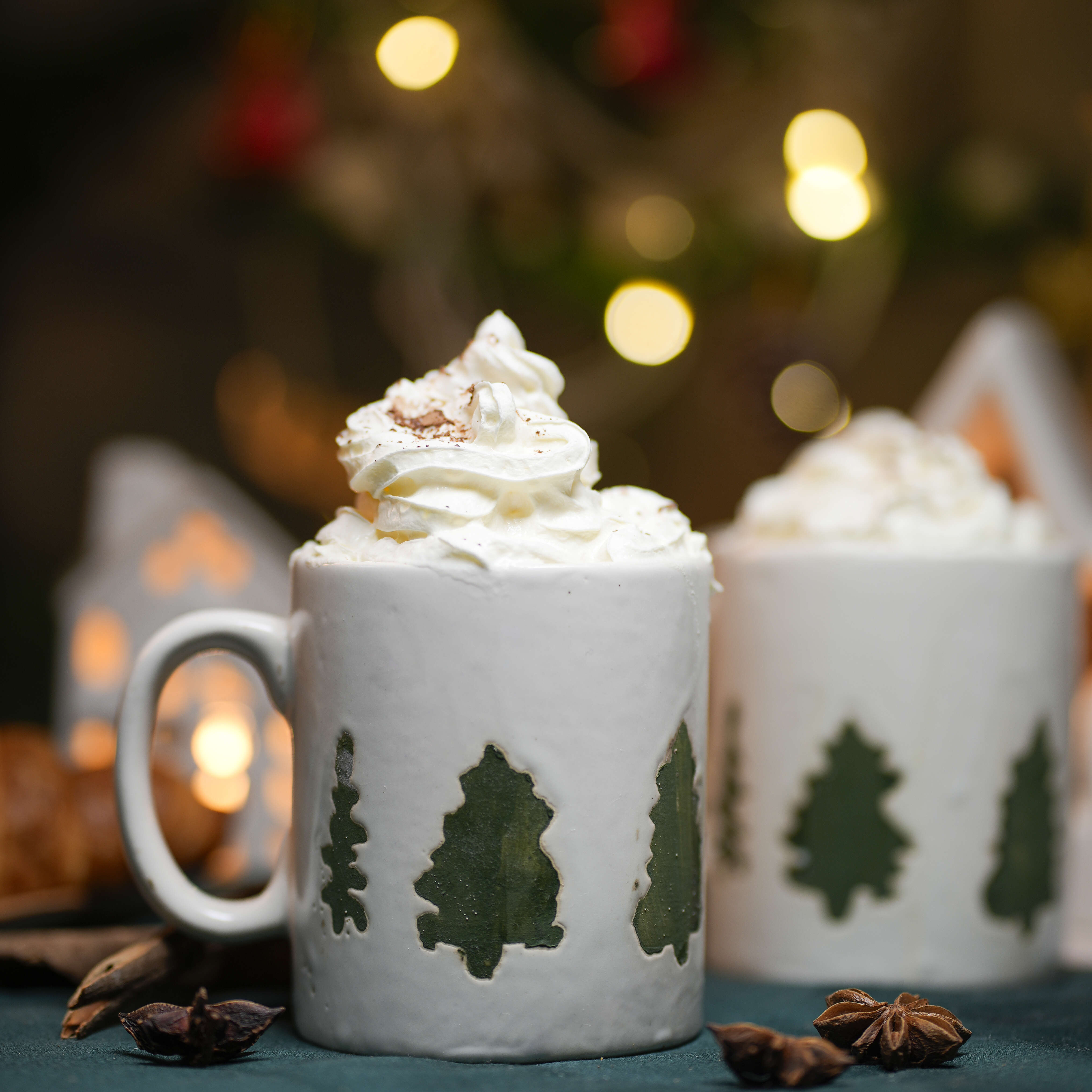 Snowy Christmas Tree Mug | 350 ML